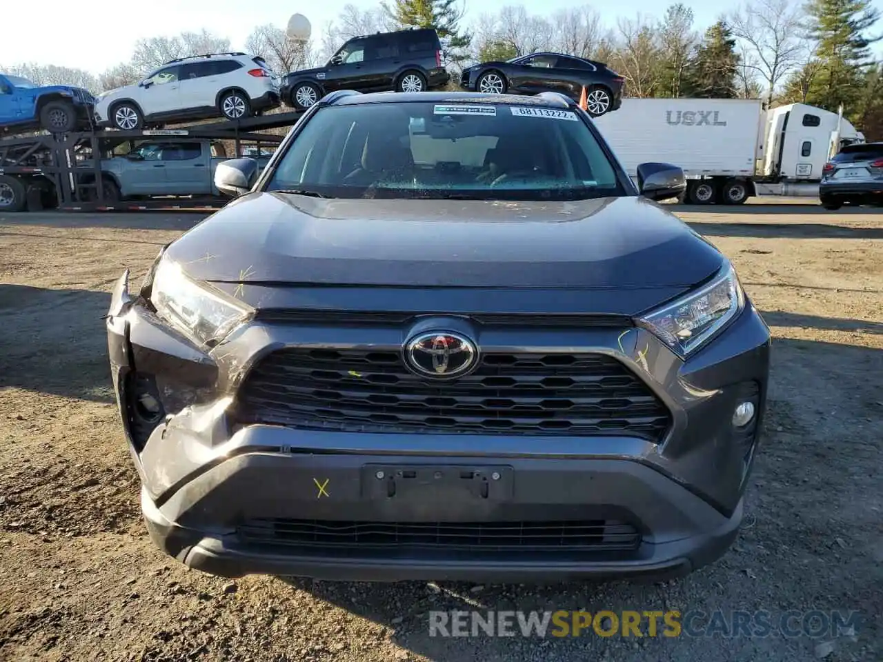 5 Photograph of a damaged car 2T3W1RFV2KW034874 TOYOTA RAV4 2019