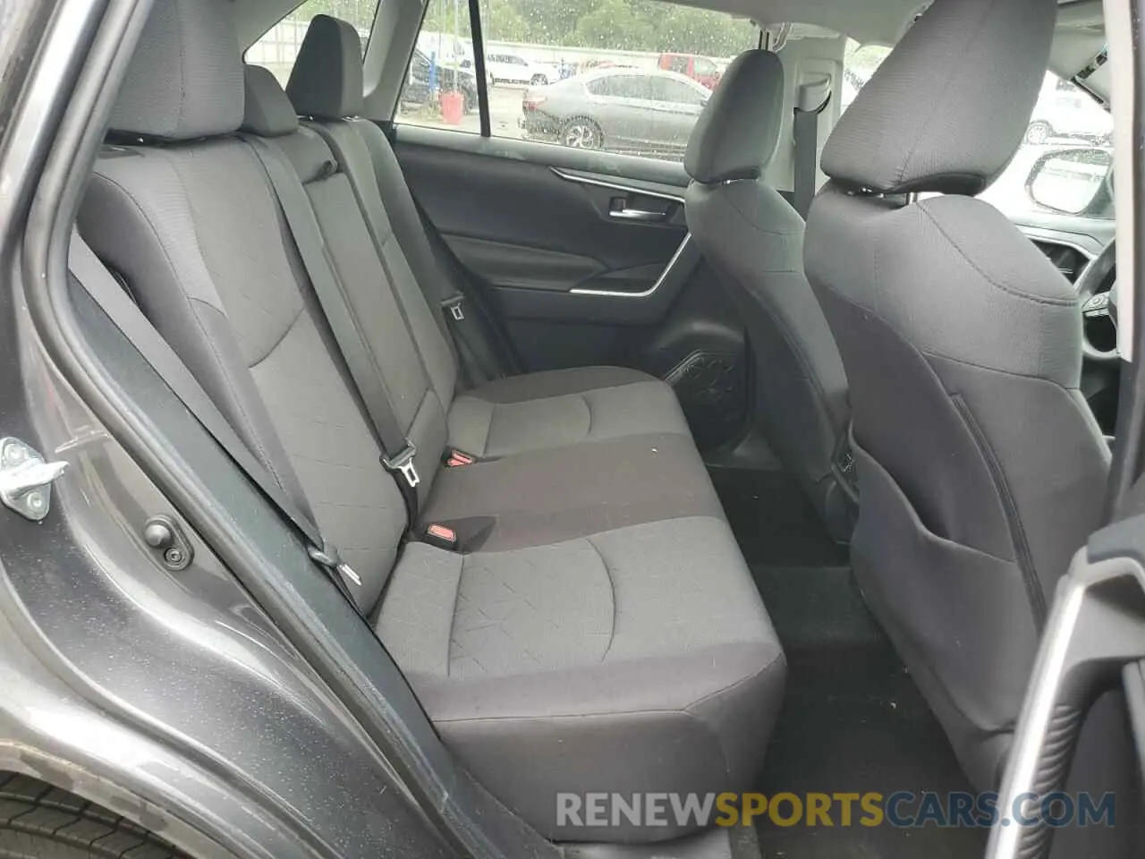 11 Photograph of a damaged car 2T3W1RFV3KW002676 TOYOTA RAV4 2019