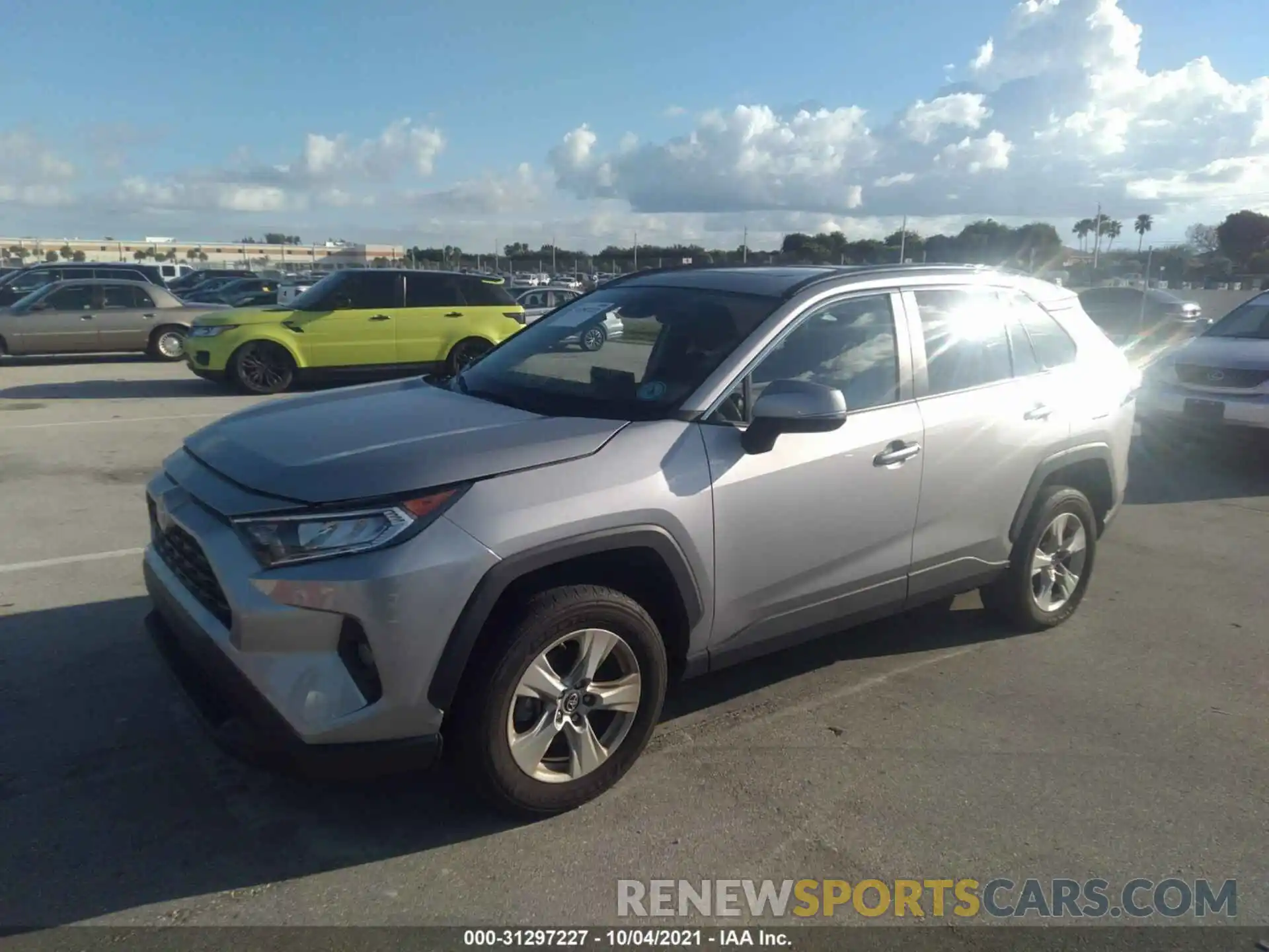 2 Photograph of a damaged car 2T3W1RFV3KW003035 TOYOTA RAV4 2019