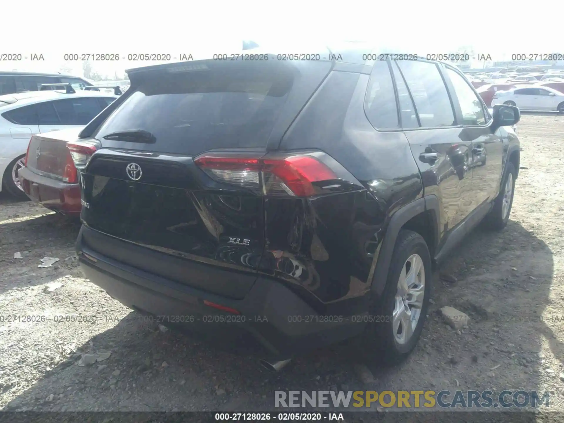 4 Photograph of a damaged car 2T3W1RFV3KW007179 TOYOTA RAV4 2019