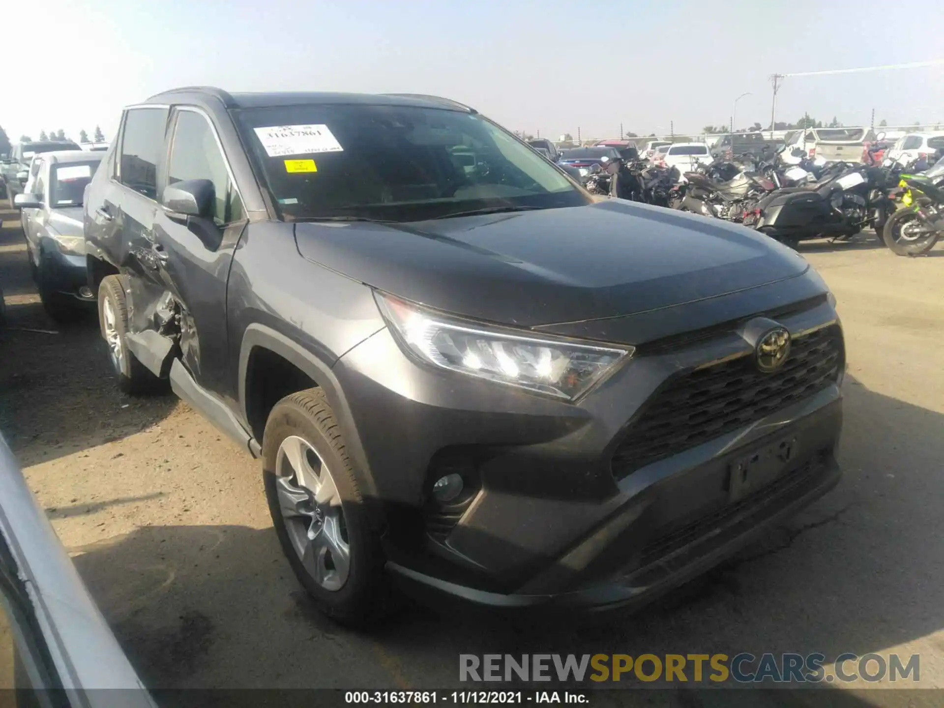 1 Photograph of a damaged car 2T3W1RFV3KW020028 TOYOTA RAV4 2019