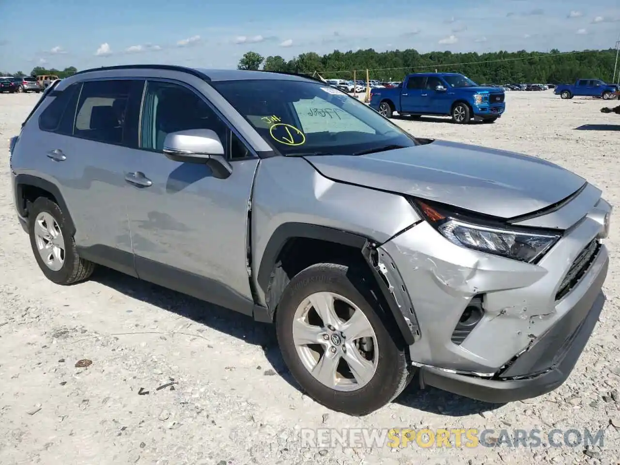 1 Photograph of a damaged car 2T3W1RFV3KW050792 TOYOTA RAV4 2019