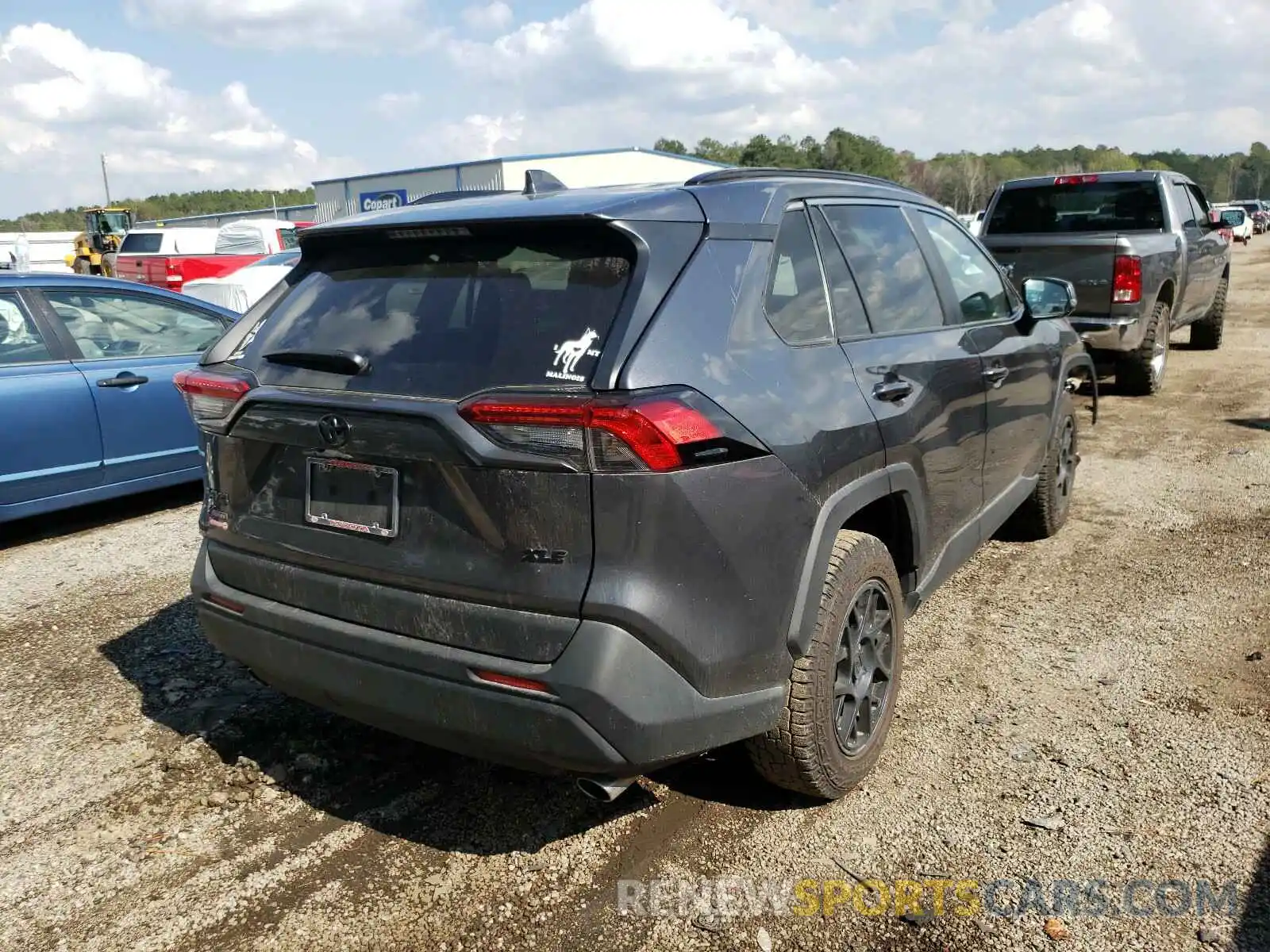 4 Photograph of a damaged car 2T3W1RFV4KC030195 TOYOTA RAV4 2019