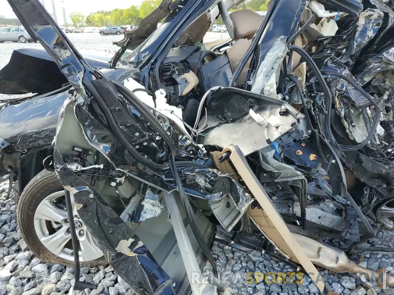 7 Photograph of a damaged car 2T3W1RFV4KW004470 TOYOTA RAV4 2019