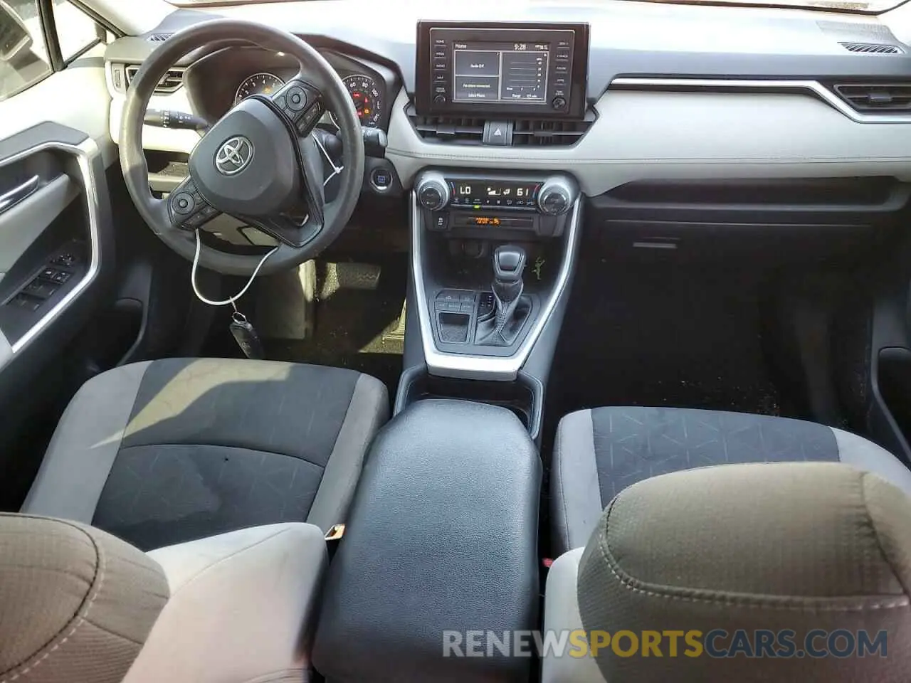 8 Photograph of a damaged car 2T3W1RFV4KW011788 TOYOTA RAV4 2019