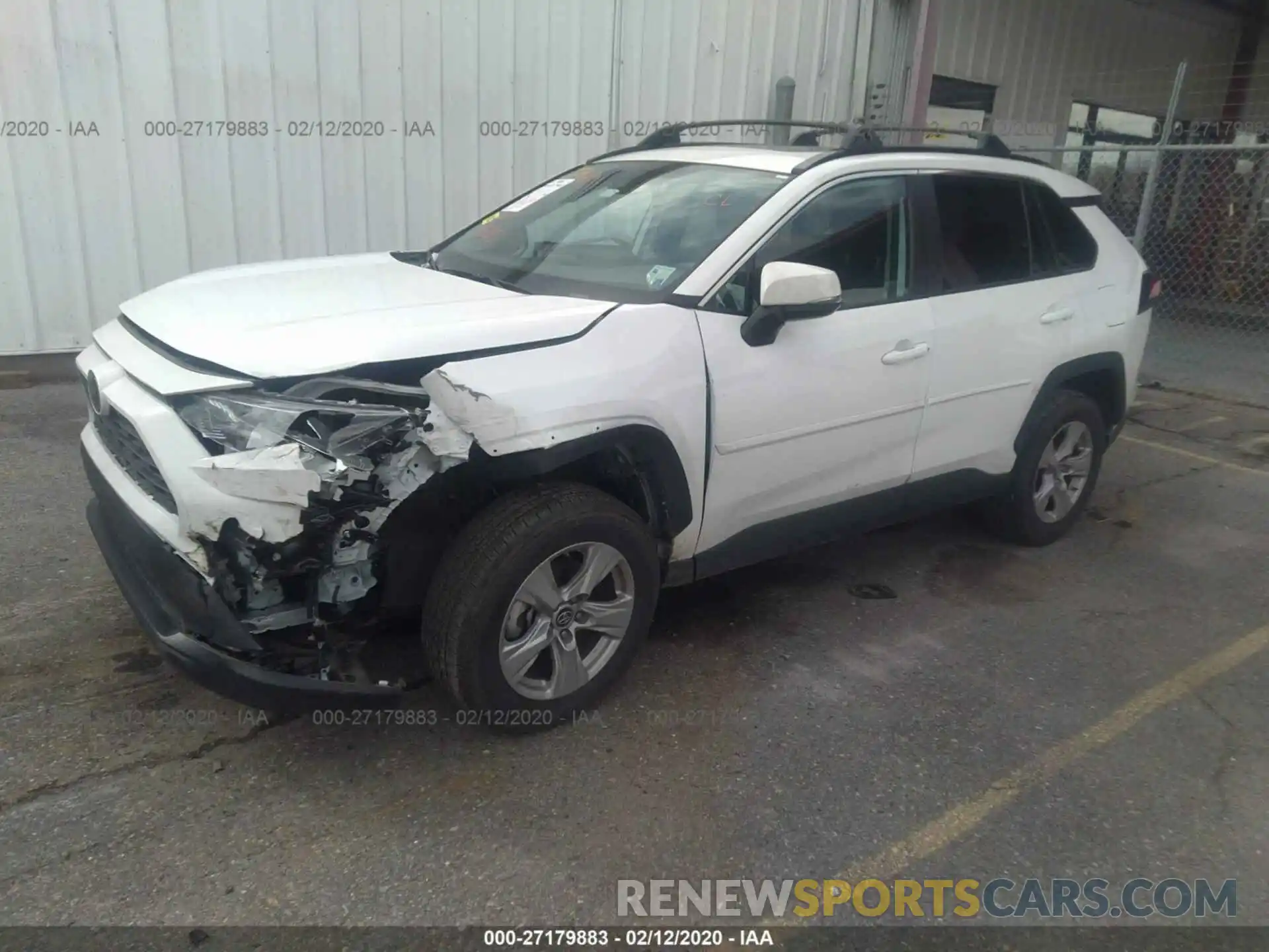 2 Photograph of a damaged car 2T3W1RFV4KW011791 TOYOTA RAV4 2019