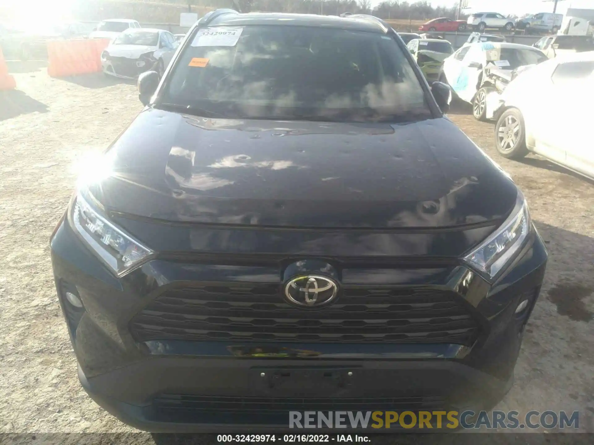 6 Photograph of a damaged car 2T3W1RFV4KW012519 TOYOTA RAV4 2019