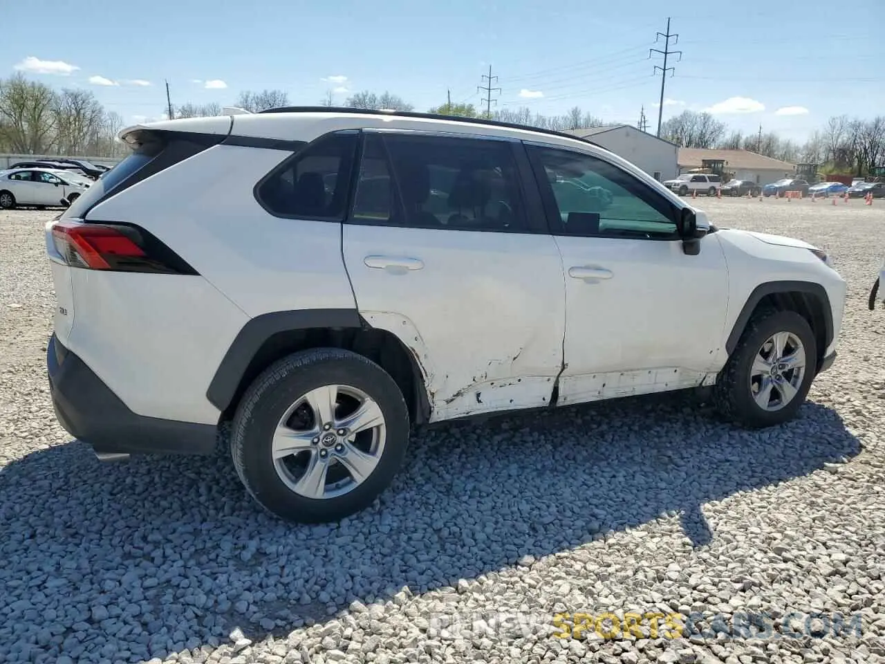 3 Photograph of a damaged car 2T3W1RFV4KW014769 TOYOTA RAV4 2019