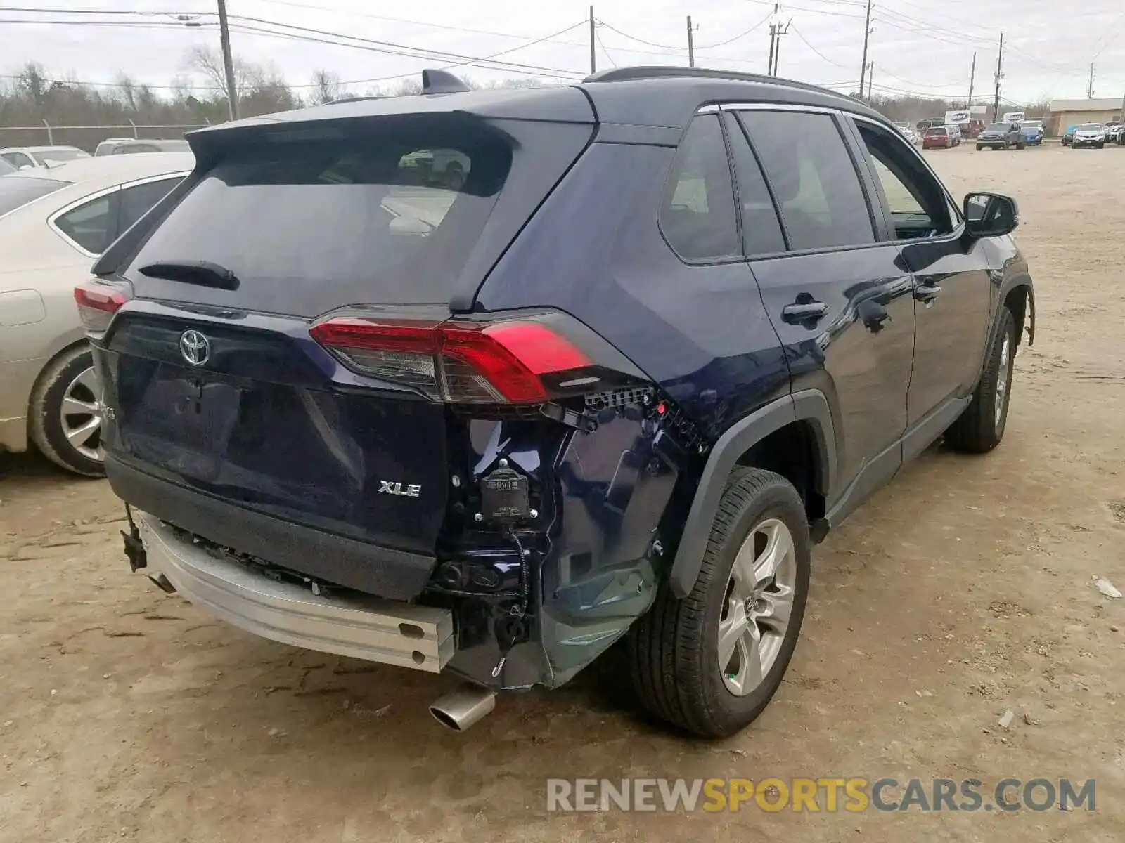 4 Photograph of a damaged car 2T3W1RFV4KW018496 TOYOTA RAV4 2019