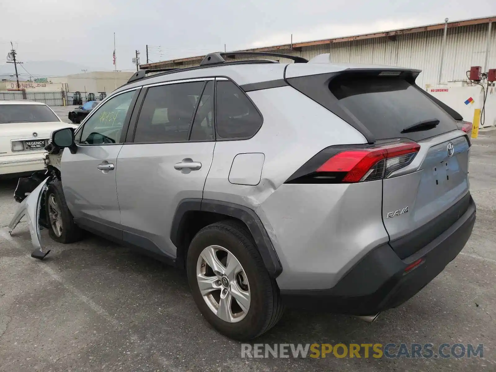 3 Photograph of a damaged car 2T3W1RFV4KW029191 TOYOTA RAV4 2019