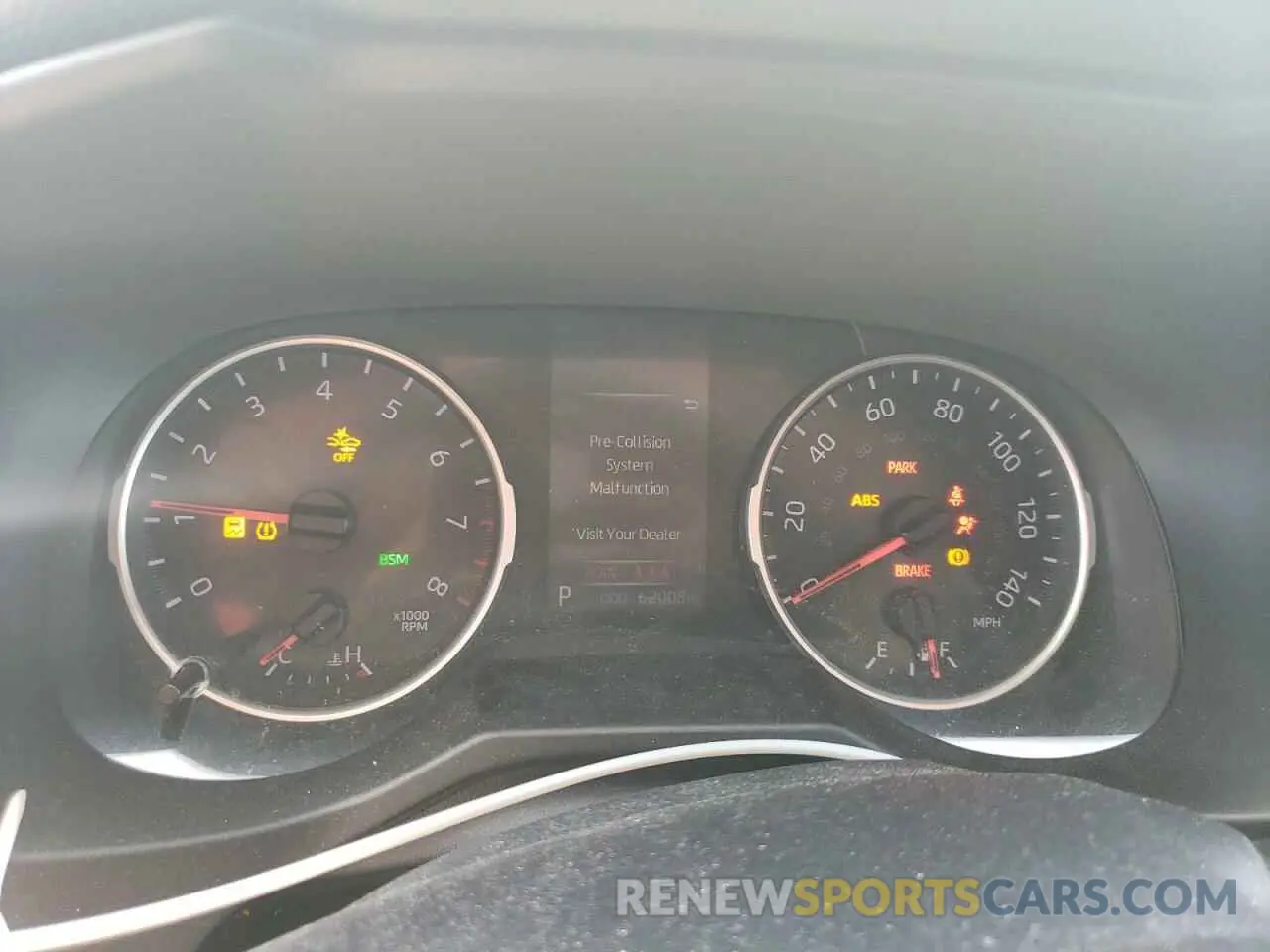 9 Photograph of a damaged car 2T3W1RFV4KW032432 TOYOTA RAV4 2019