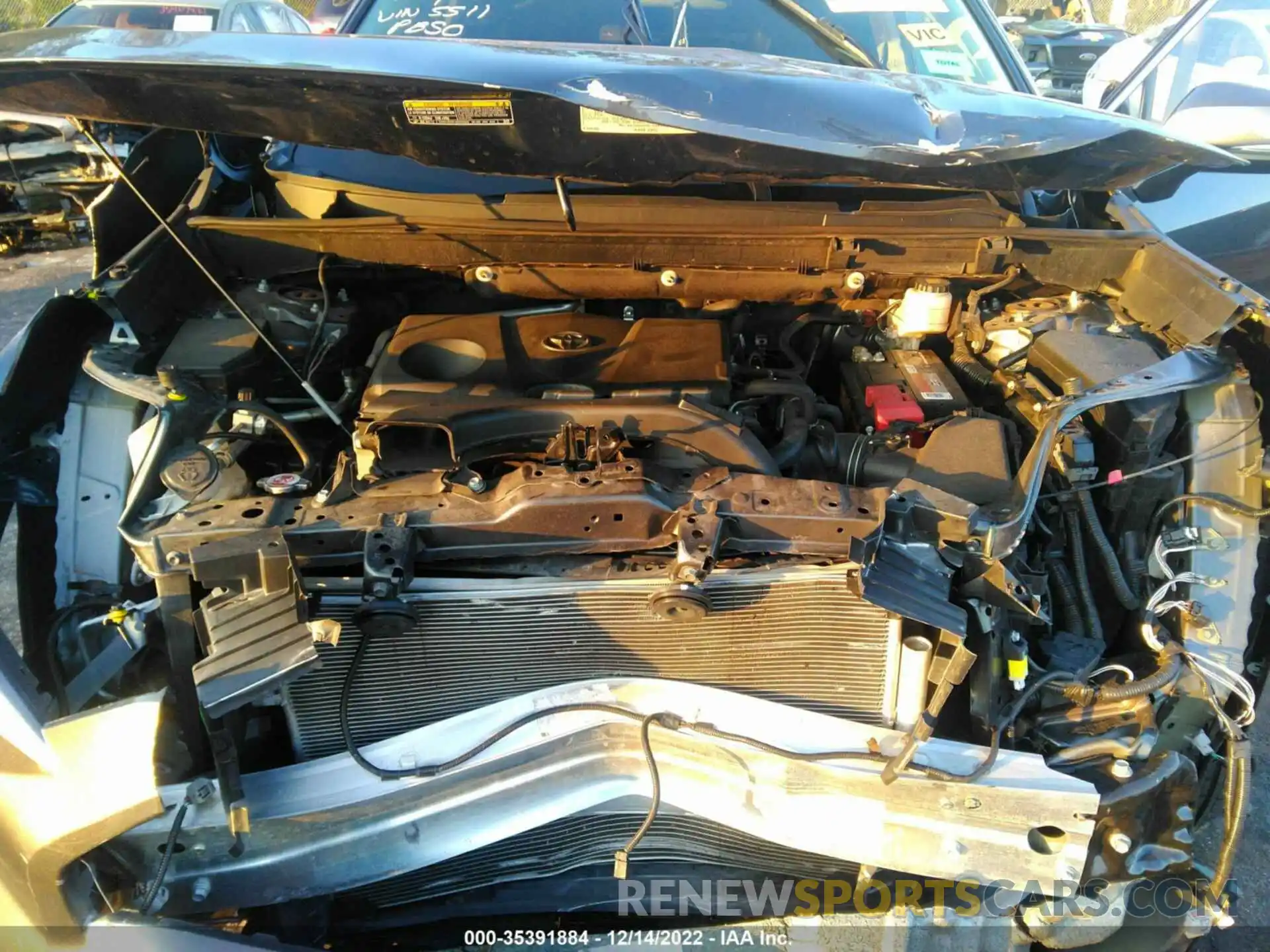 10 Photograph of a damaged car 2T3W1RFV4KW035511 TOYOTA RAV4 2019