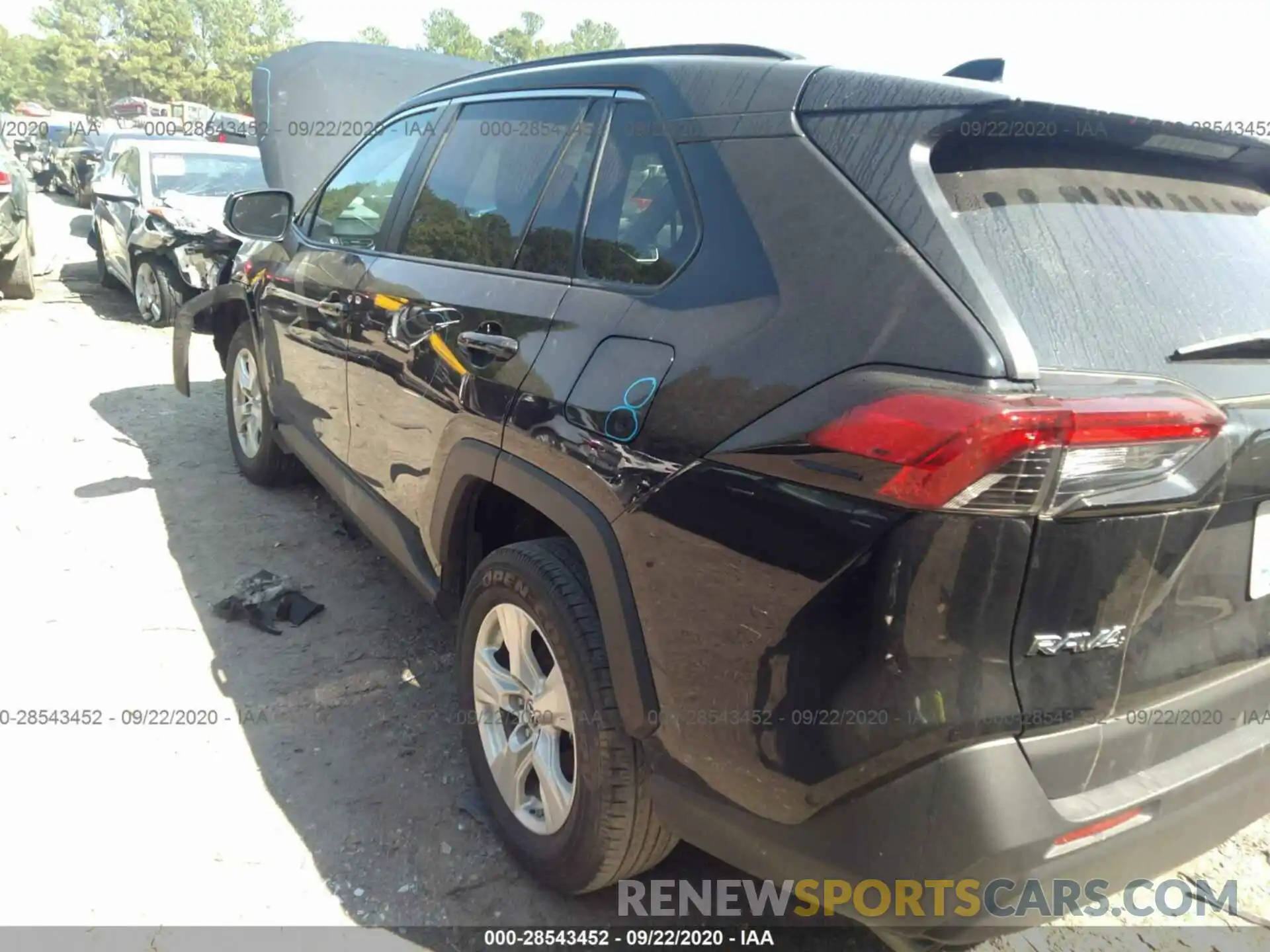 3 Photograph of a damaged car 2T3W1RFV4KW038893 TOYOTA RAV4 2019