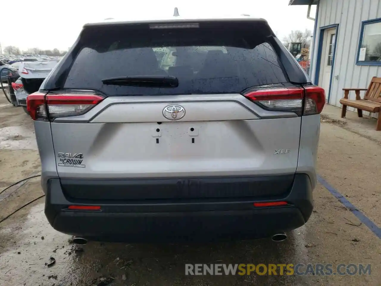 6 Photograph of a damaged car 2T3W1RFV4KW040563 TOYOTA RAV4 2019