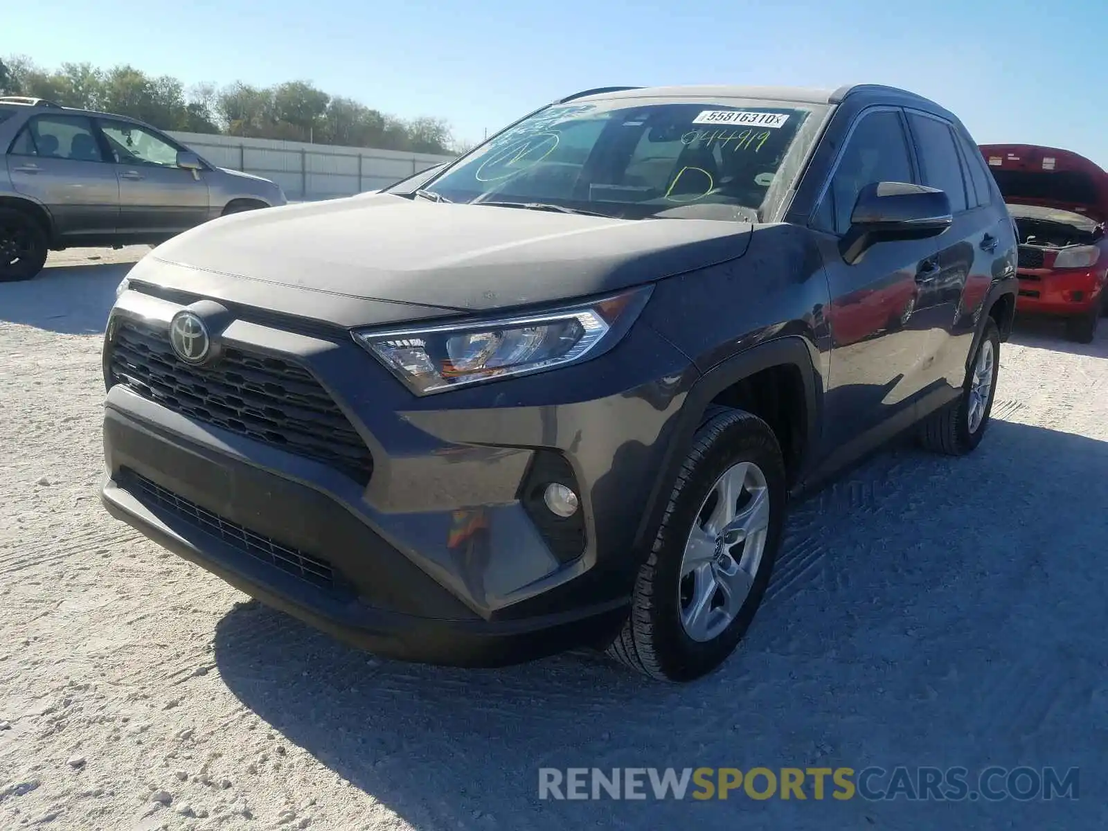 2 Photograph of a damaged car 2T3W1RFV4KW044919 TOYOTA RAV4 2019