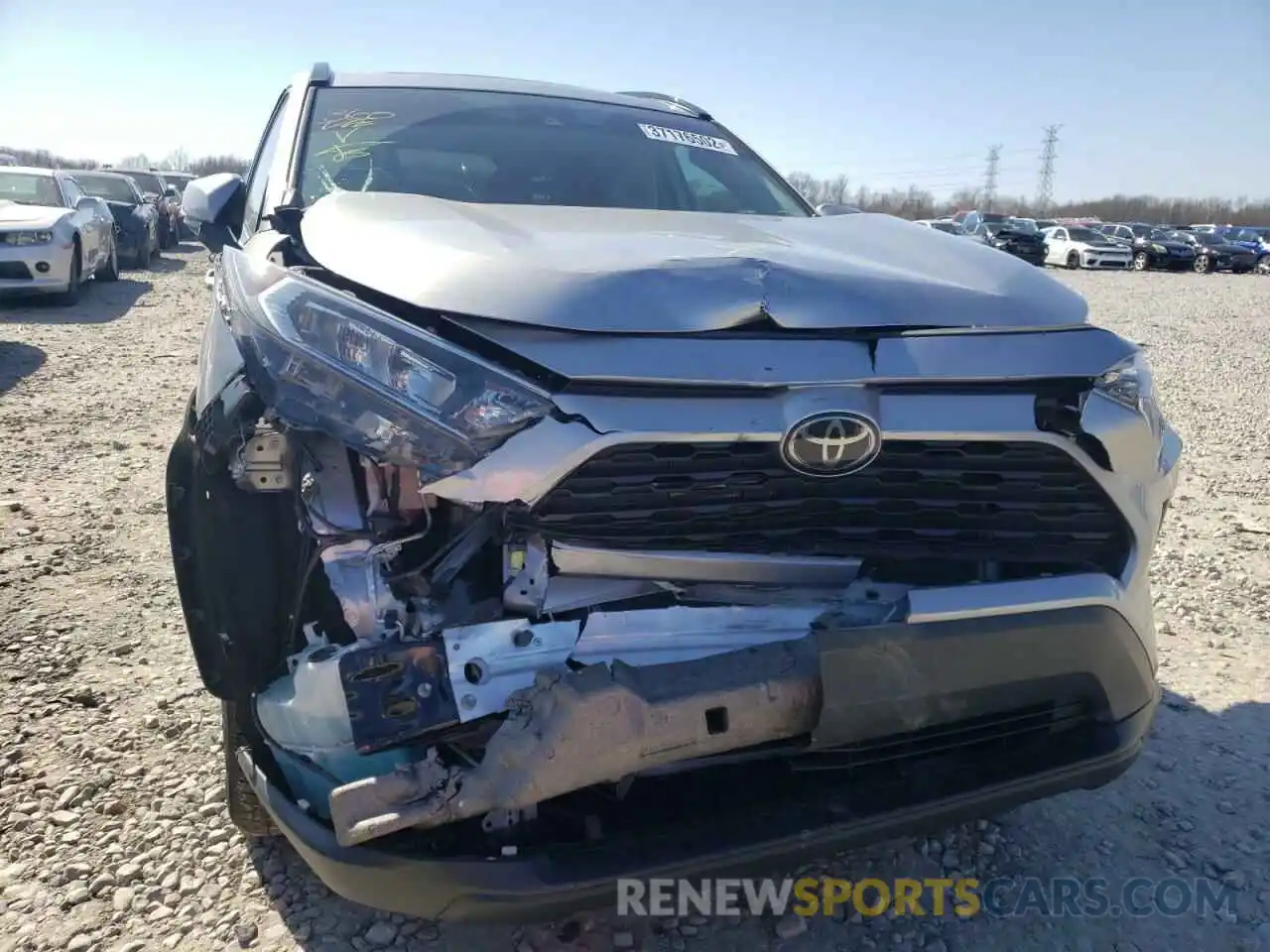 9 Photograph of a damaged car 2T3W1RFV5KC001806 TOYOTA RAV4 2019