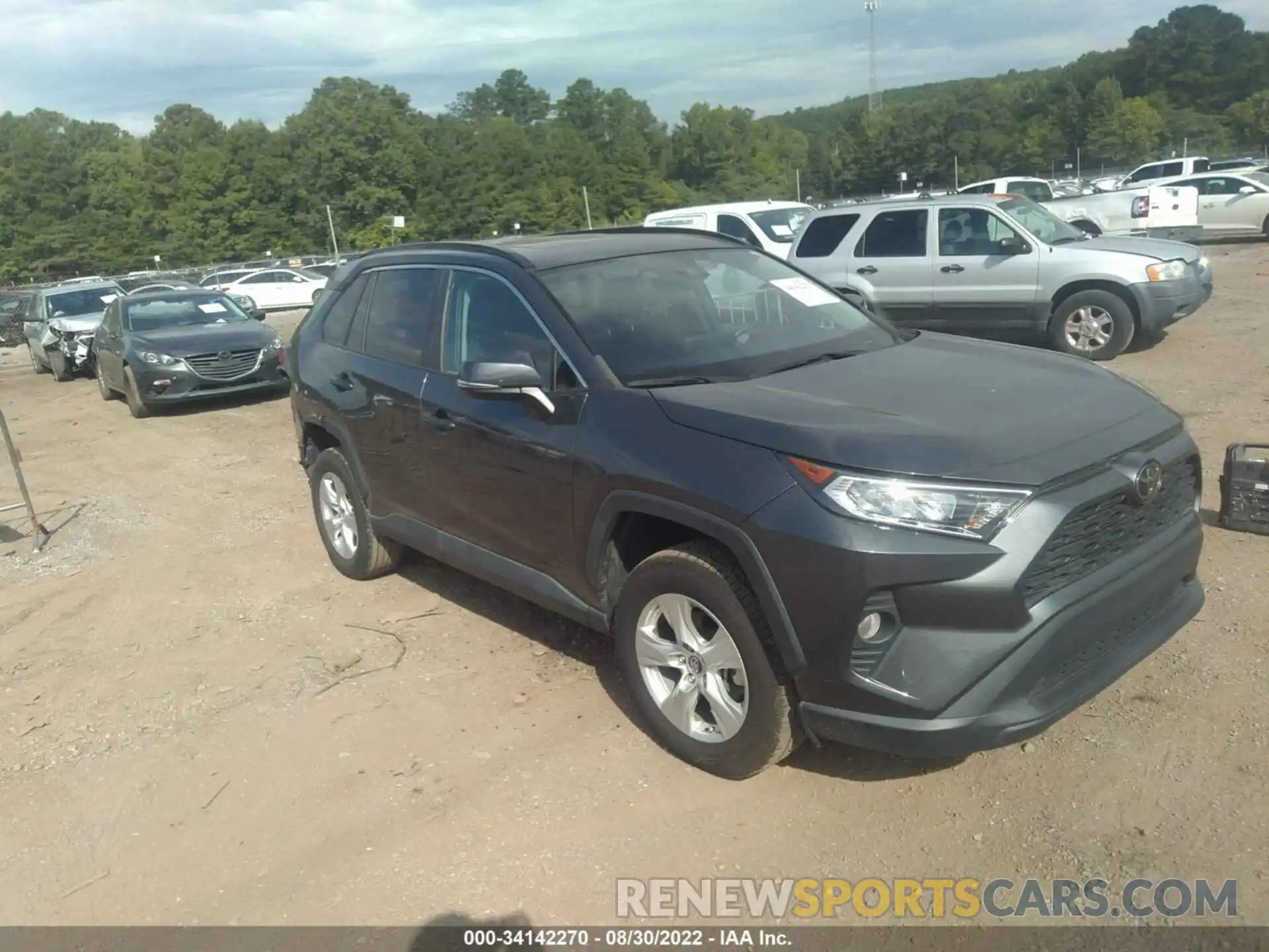 1 Photograph of a damaged car 2T3W1RFV5KC008657 TOYOTA RAV4 2019