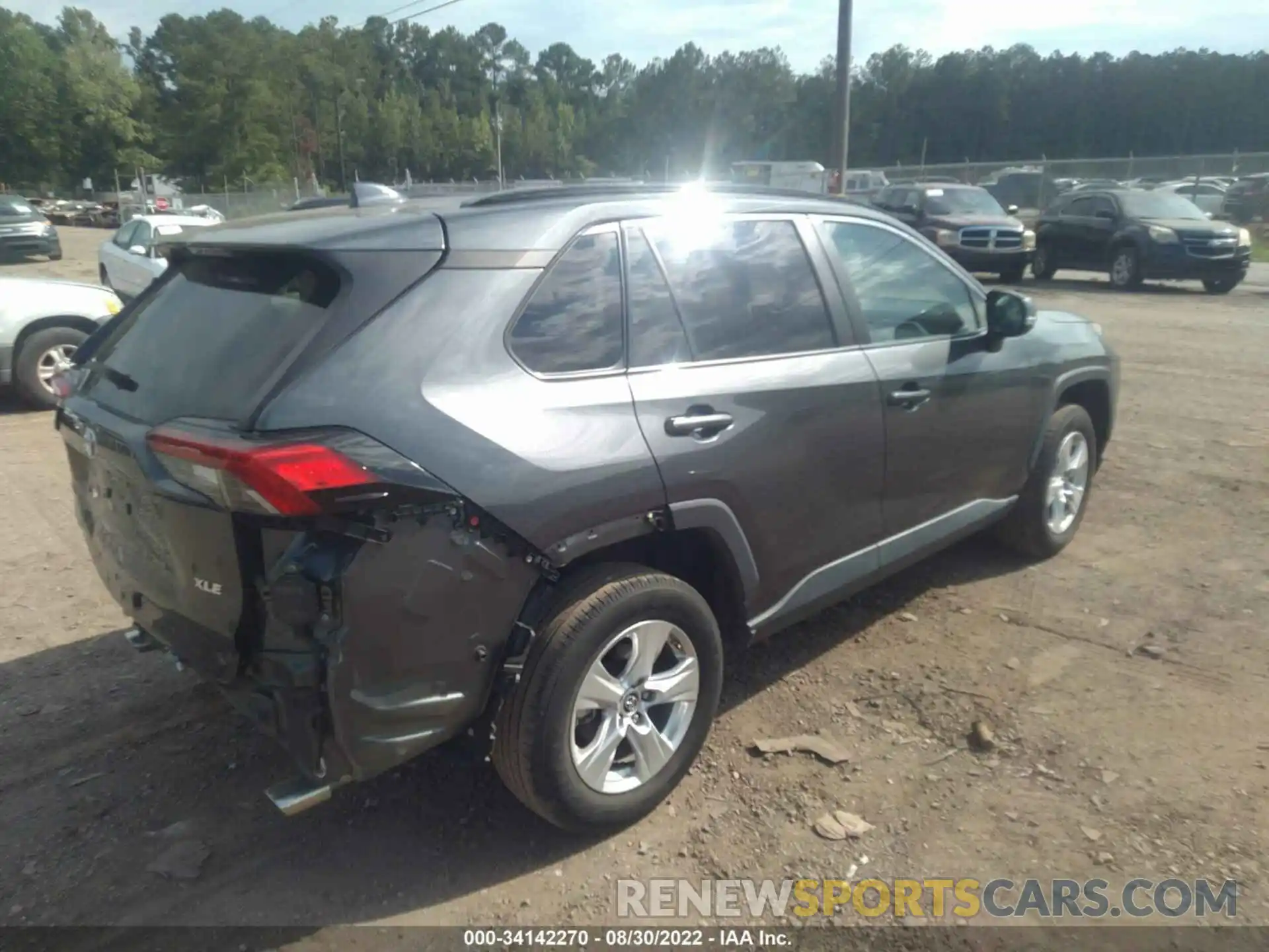 4 Photograph of a damaged car 2T3W1RFV5KC008657 TOYOTA RAV4 2019