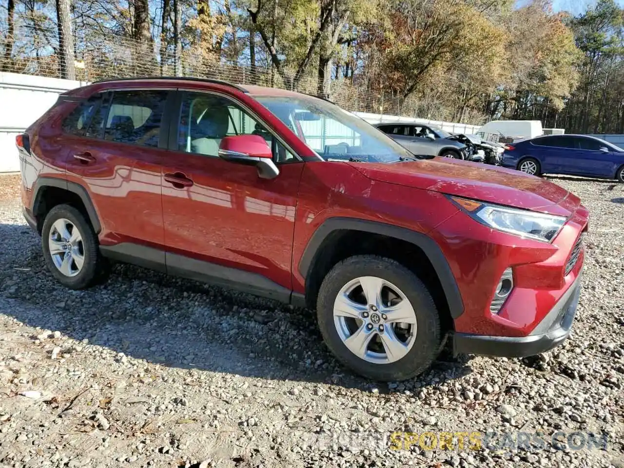 4 Photograph of a damaged car 2T3W1RFV5KC025023 TOYOTA RAV4 2019