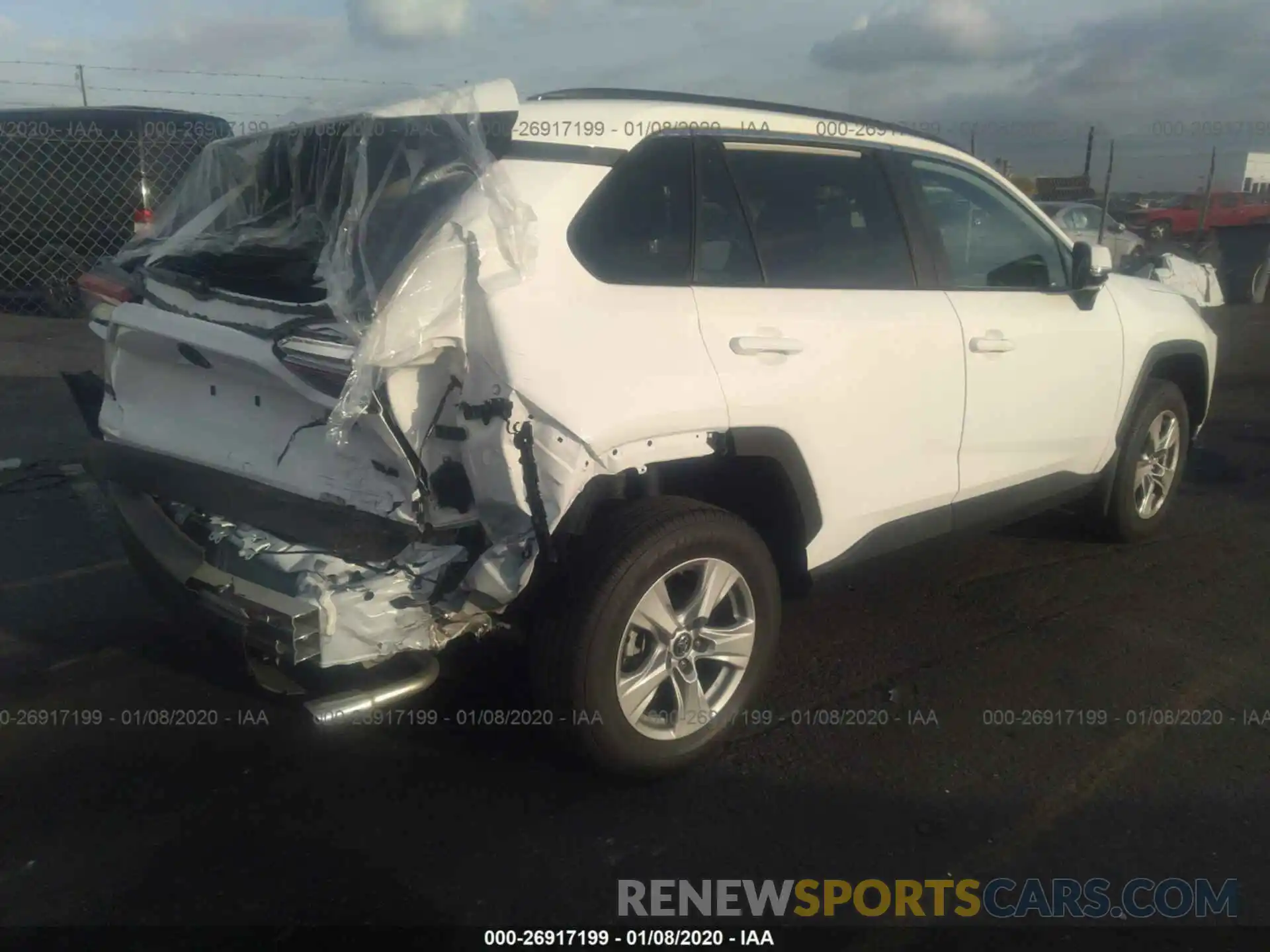 4 Photograph of a damaged car 2T3W1RFV5KC025135 TOYOTA RAV4 2019