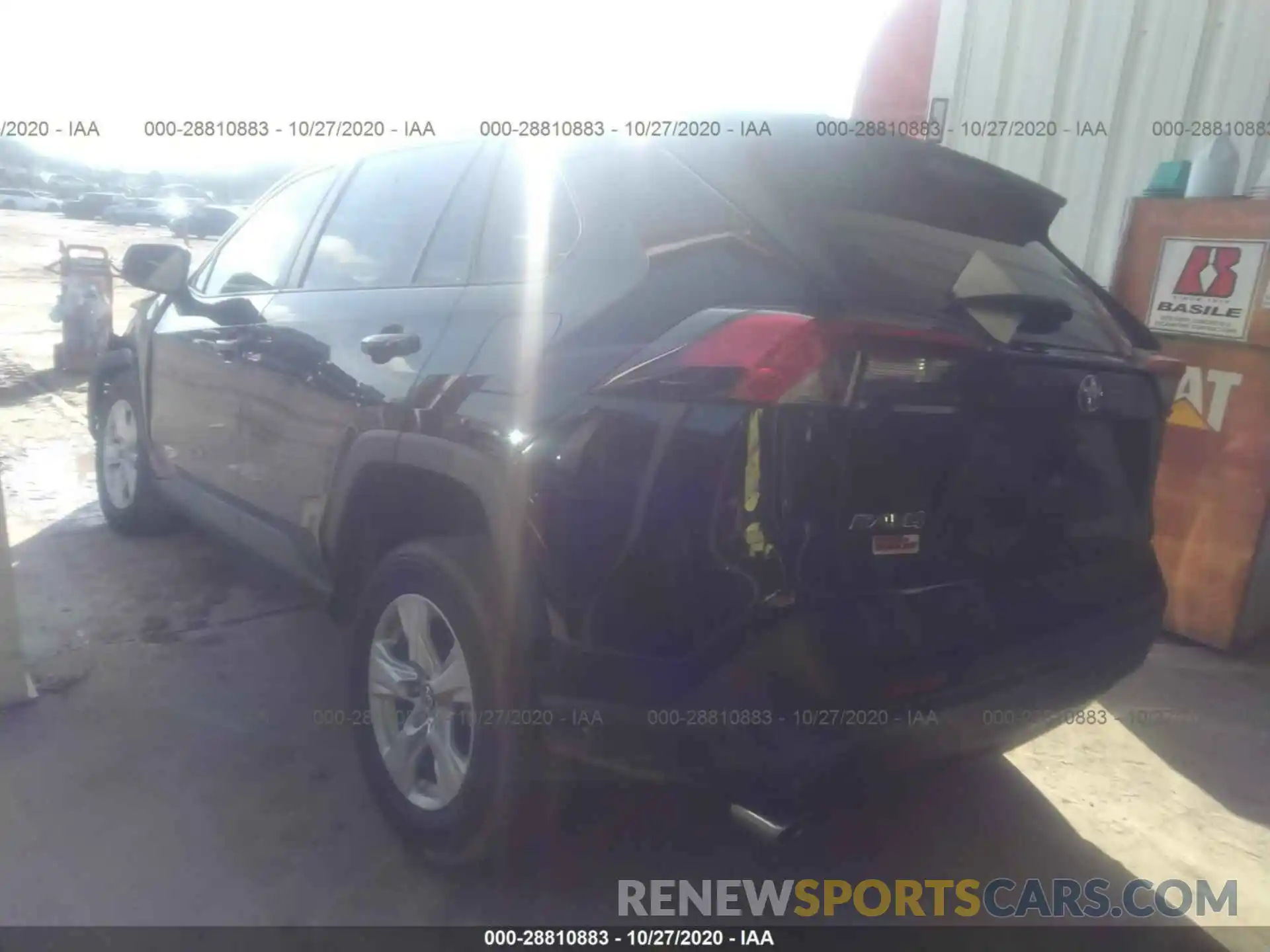 3 Photograph of a damaged car 2T3W1RFV5KW003232 TOYOTA RAV4 2019