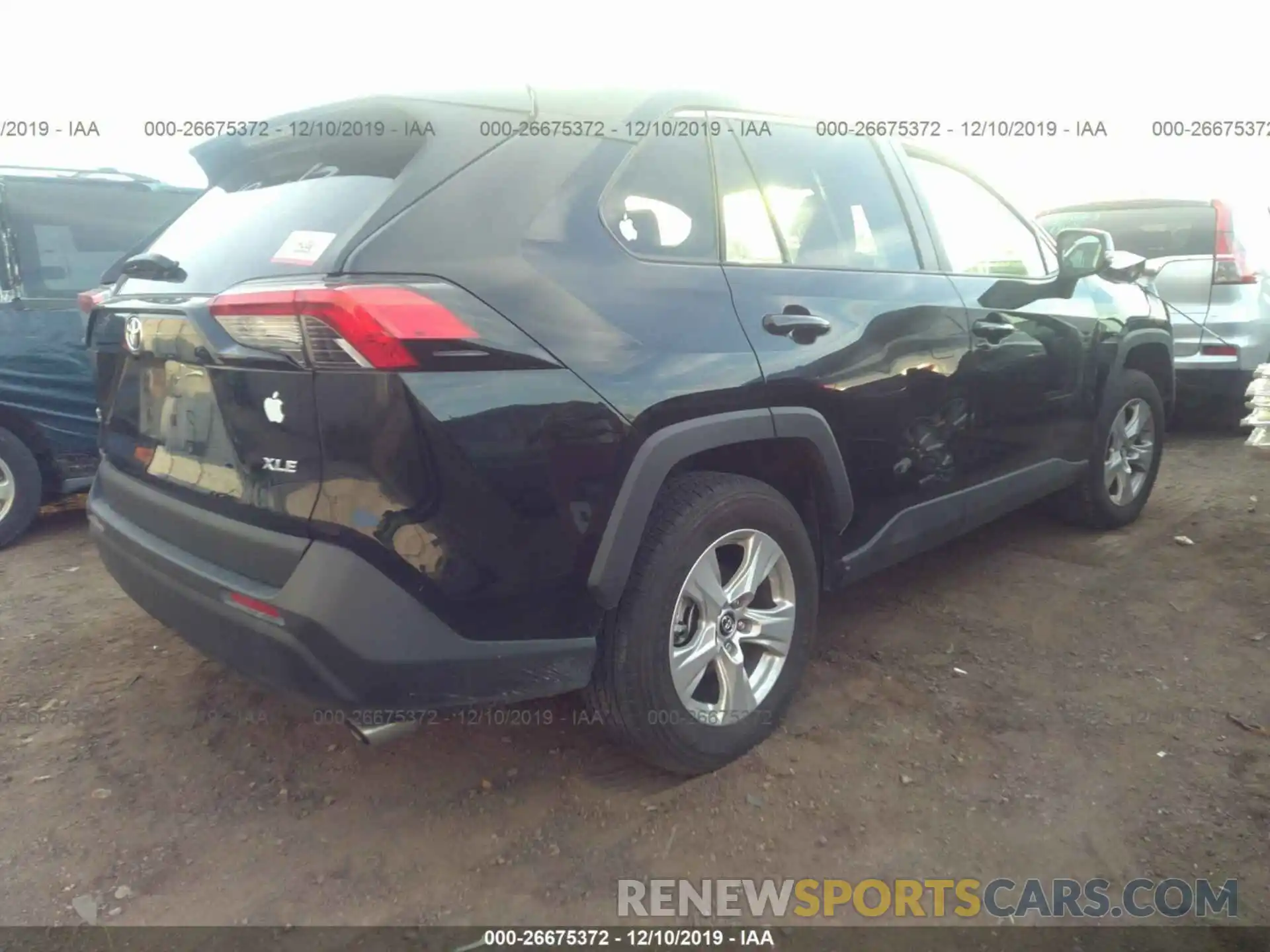 4 Photograph of a damaged car 2T3W1RFV5KW005823 TOYOTA RAV4 2019