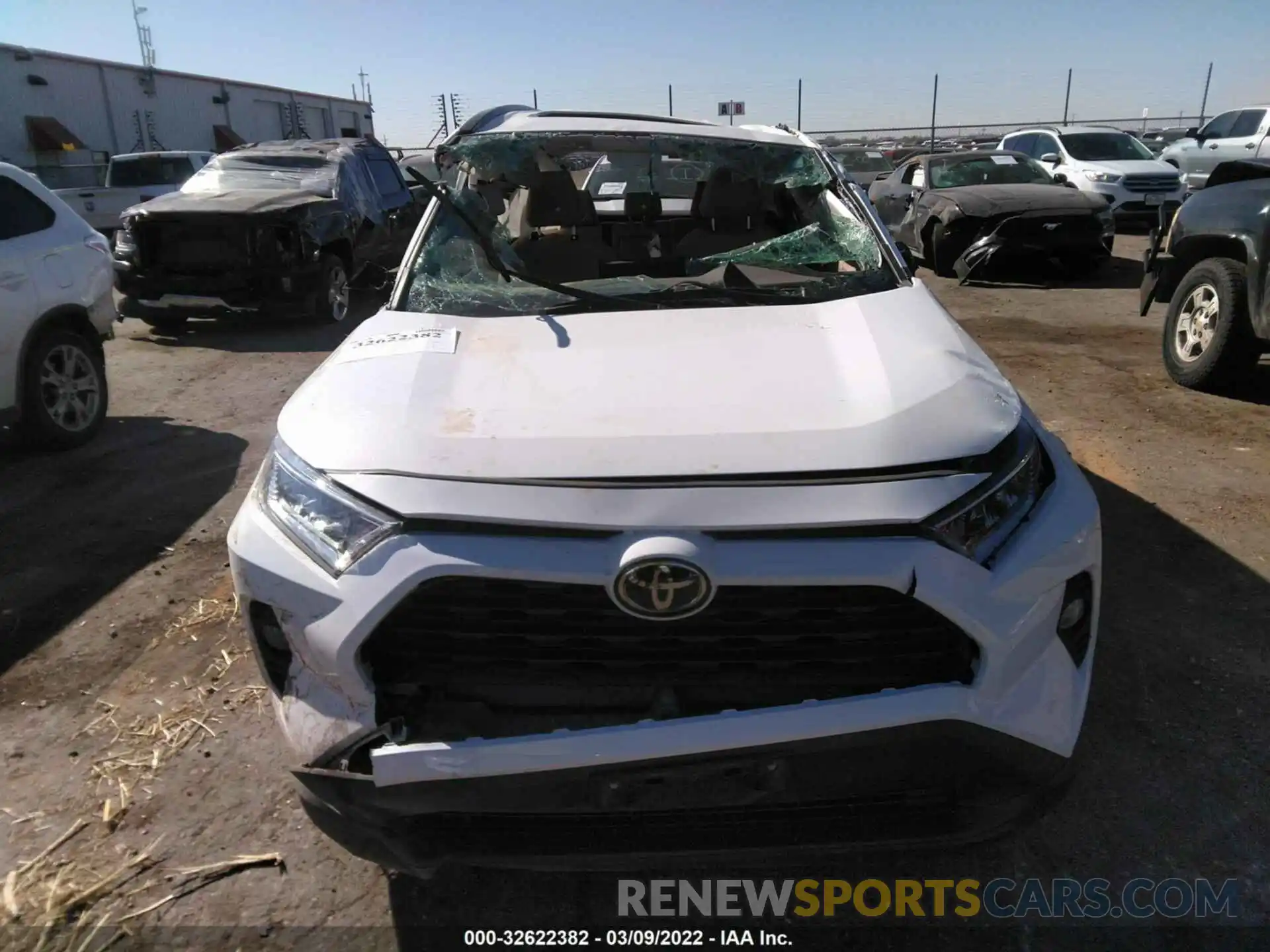 6 Photograph of a damaged car 2T3W1RFV5KW006793 TOYOTA RAV4 2019