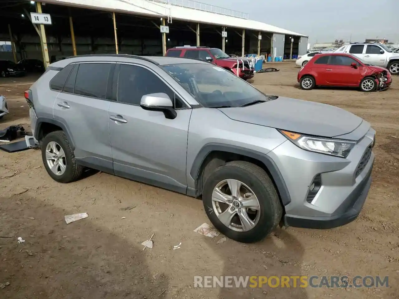 4 Photograph of a damaged car 2T3W1RFV5KW012903 TOYOTA RAV4 2019