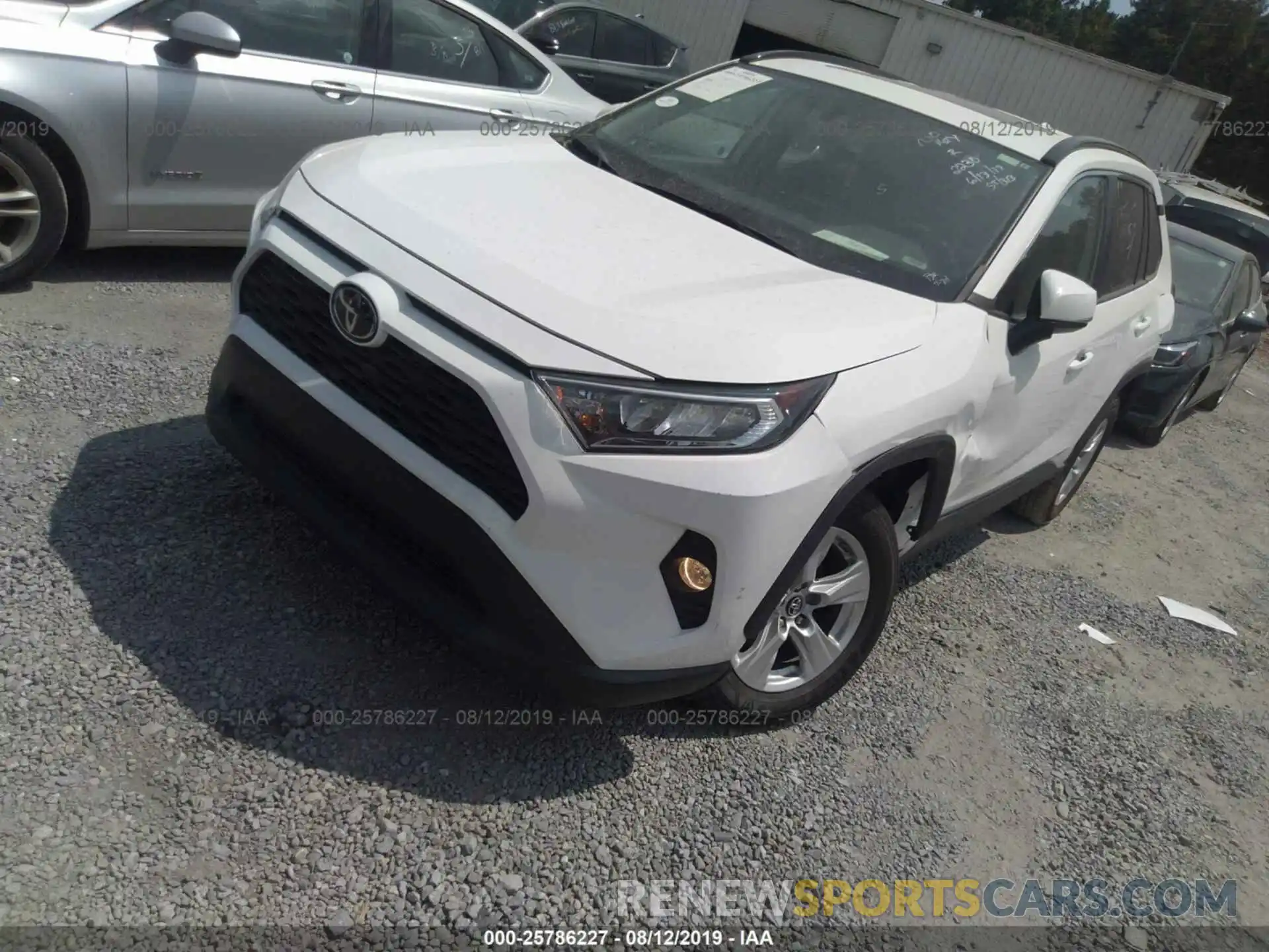 2 Photograph of a damaged car 2T3W1RFV5KW015378 TOYOTA RAV4 2019