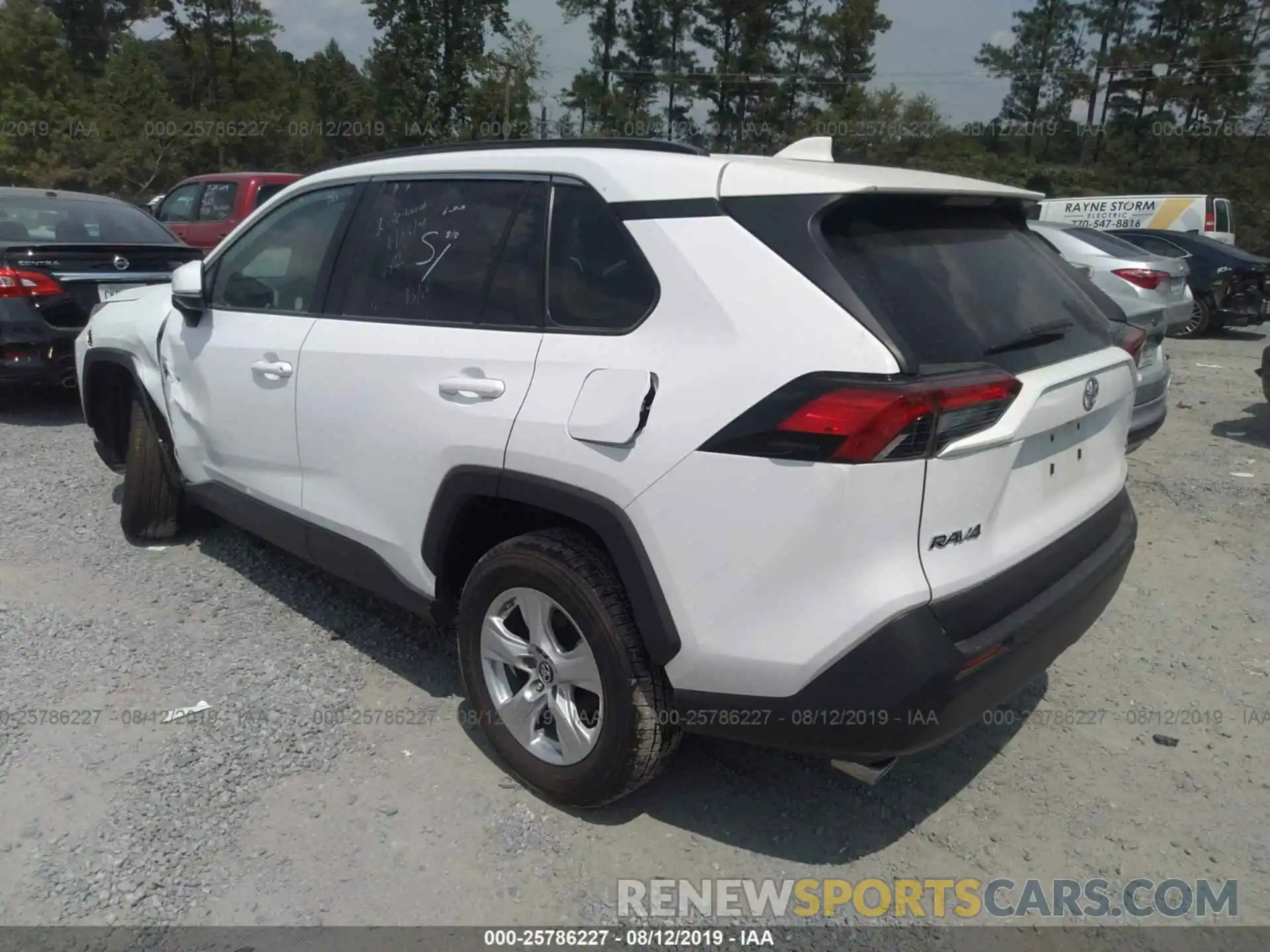 3 Photograph of a damaged car 2T3W1RFV5KW015378 TOYOTA RAV4 2019