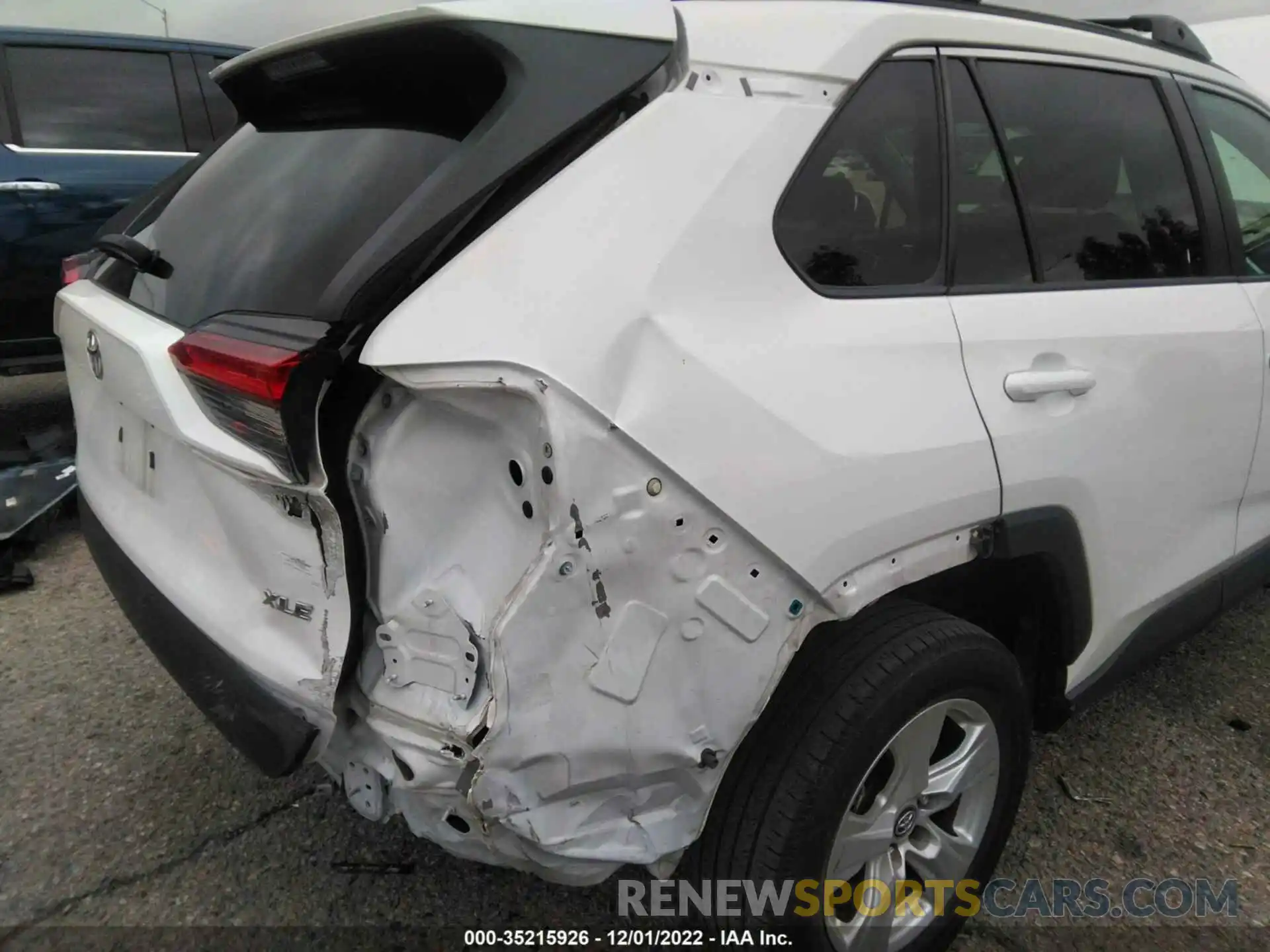 6 Photograph of a damaged car 2T3W1RFV5KW016756 TOYOTA RAV4 2019