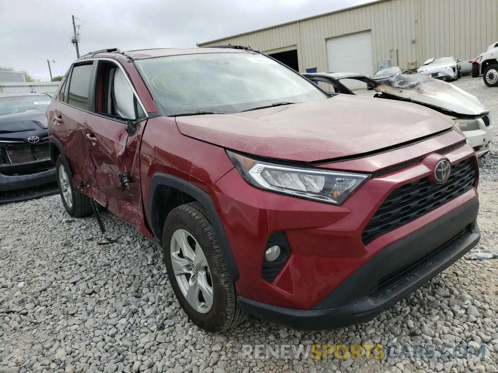 1 Photograph of a damaged car 2T3W1RFV5KW019608 TOYOTA RAV4 2019