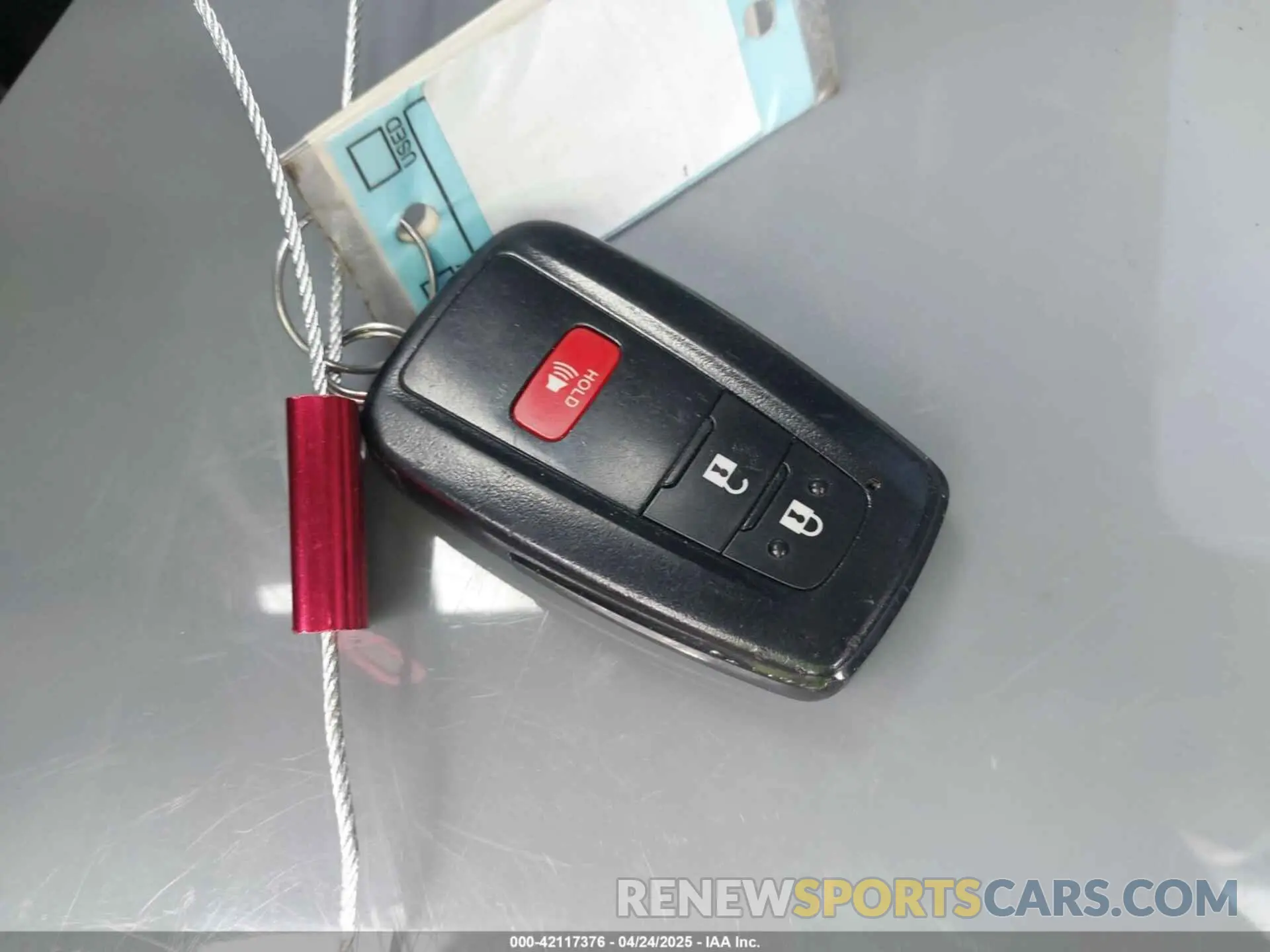 11 Photograph of a damaged car 2T3W1RFV5KW034268 TOYOTA RAV4 2019