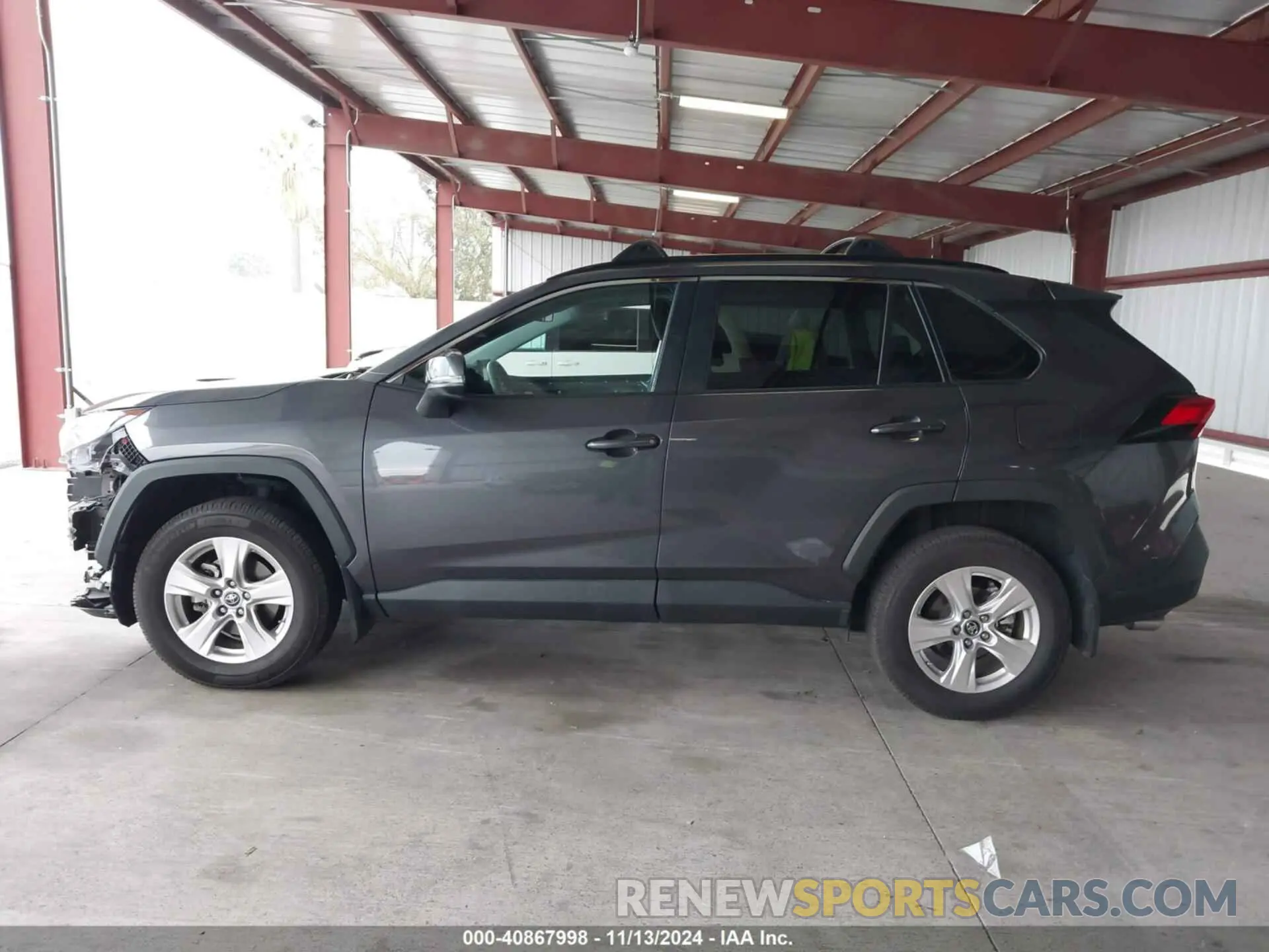 15 Photograph of a damaged car 2T3W1RFV5KW042046 TOYOTA RAV4 2019