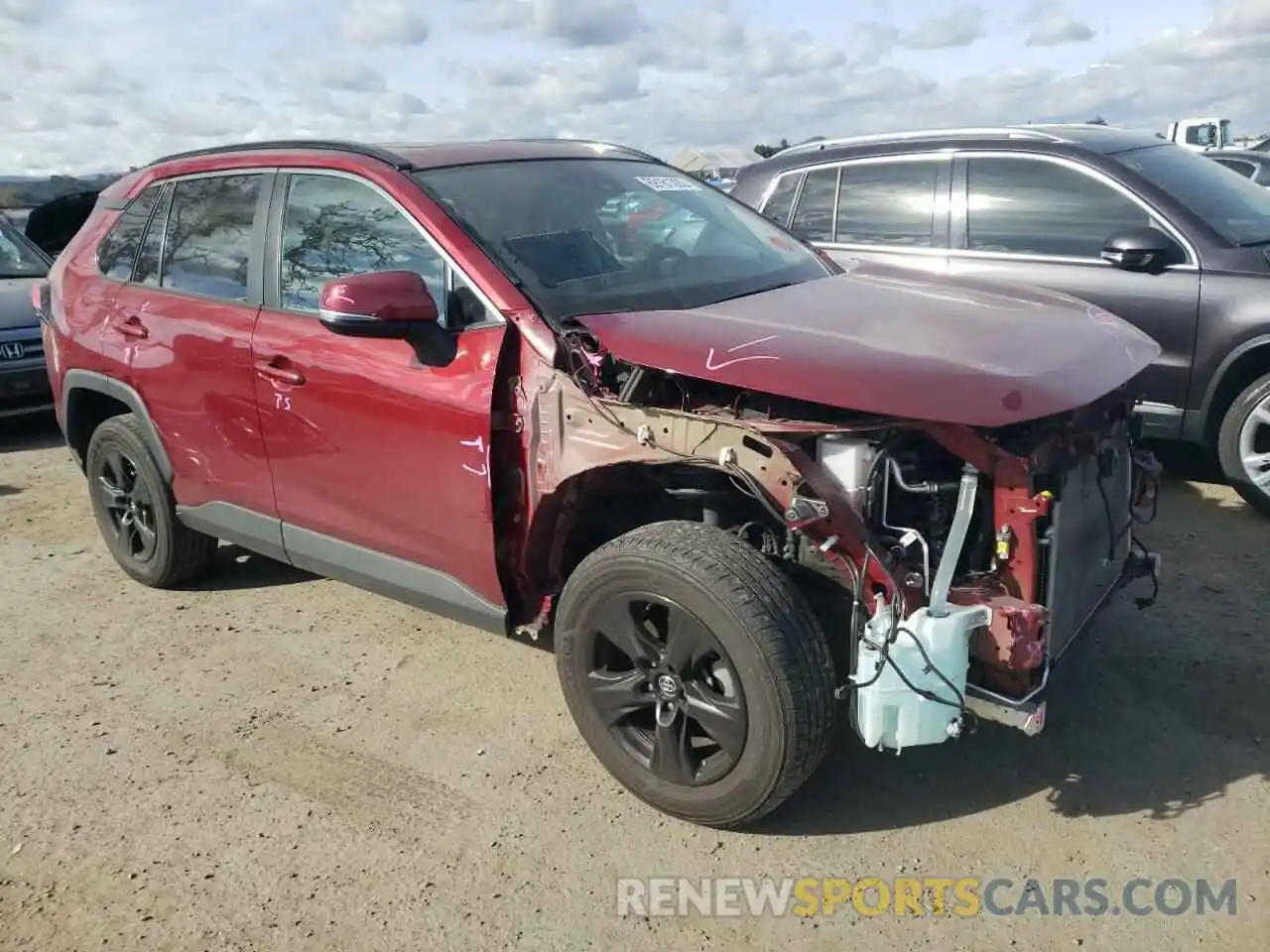 4 Photograph of a damaged car 2T3W1RFV5KW052219 TOYOTA RAV4 2019