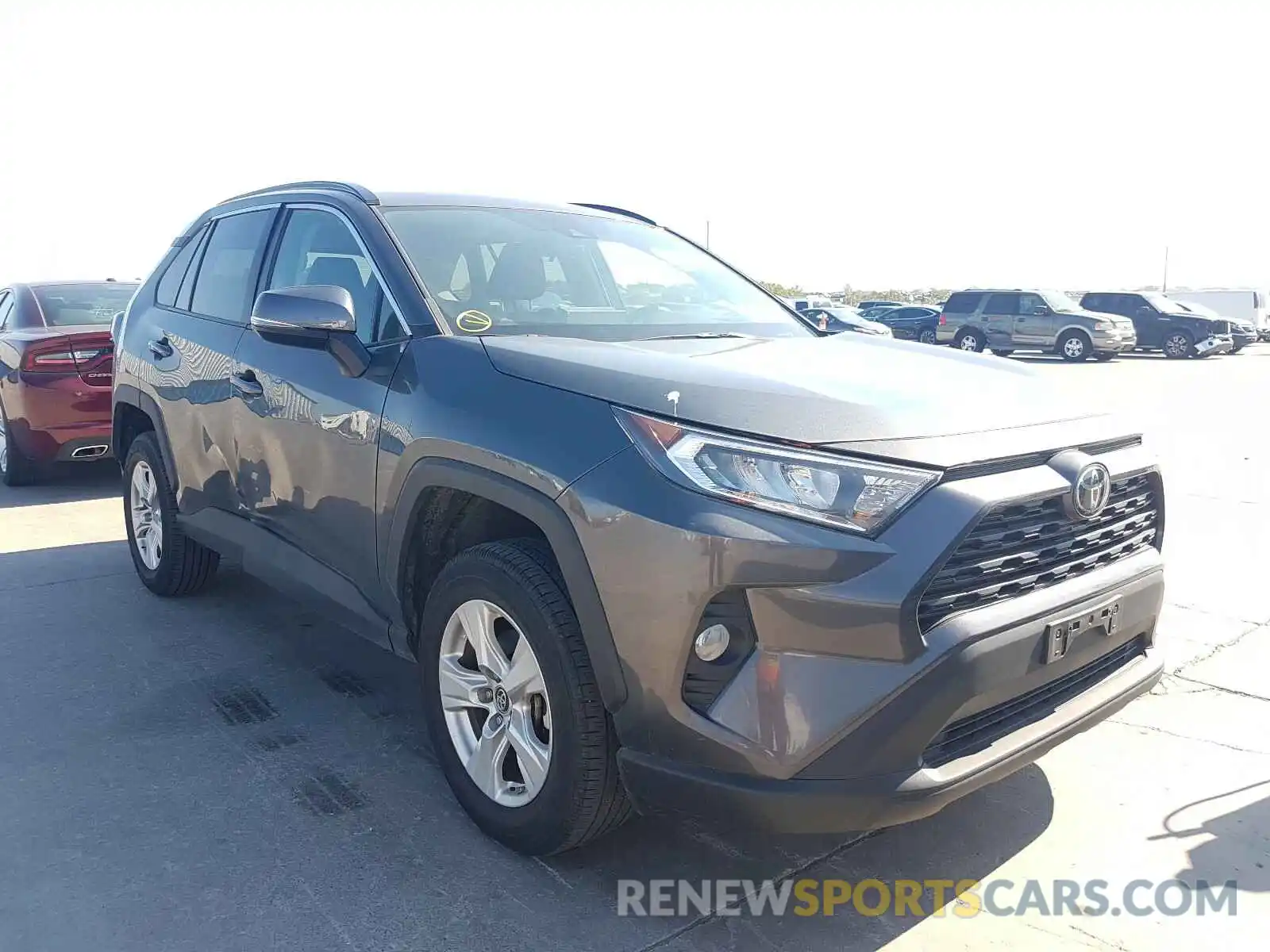 1 Photograph of a damaged car 2T3W1RFV6KC009364 TOYOTA RAV4 2019