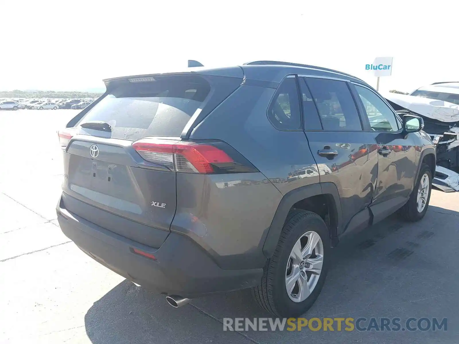 4 Photograph of a damaged car 2T3W1RFV6KC009364 TOYOTA RAV4 2019