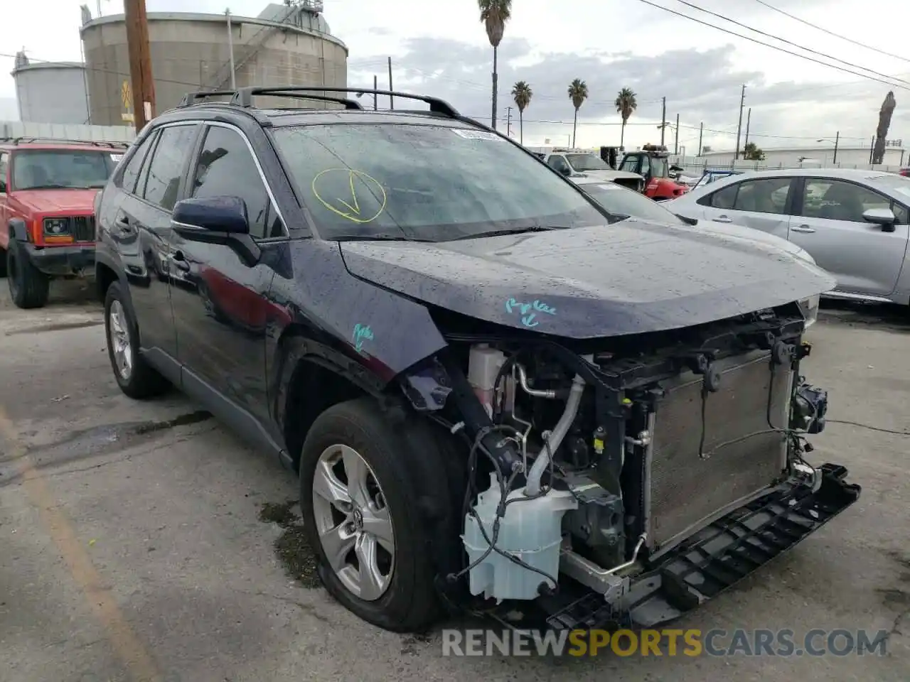 1 Photograph of a damaged car 2T3W1RFV6KC022471 TOYOTA RAV4 2019