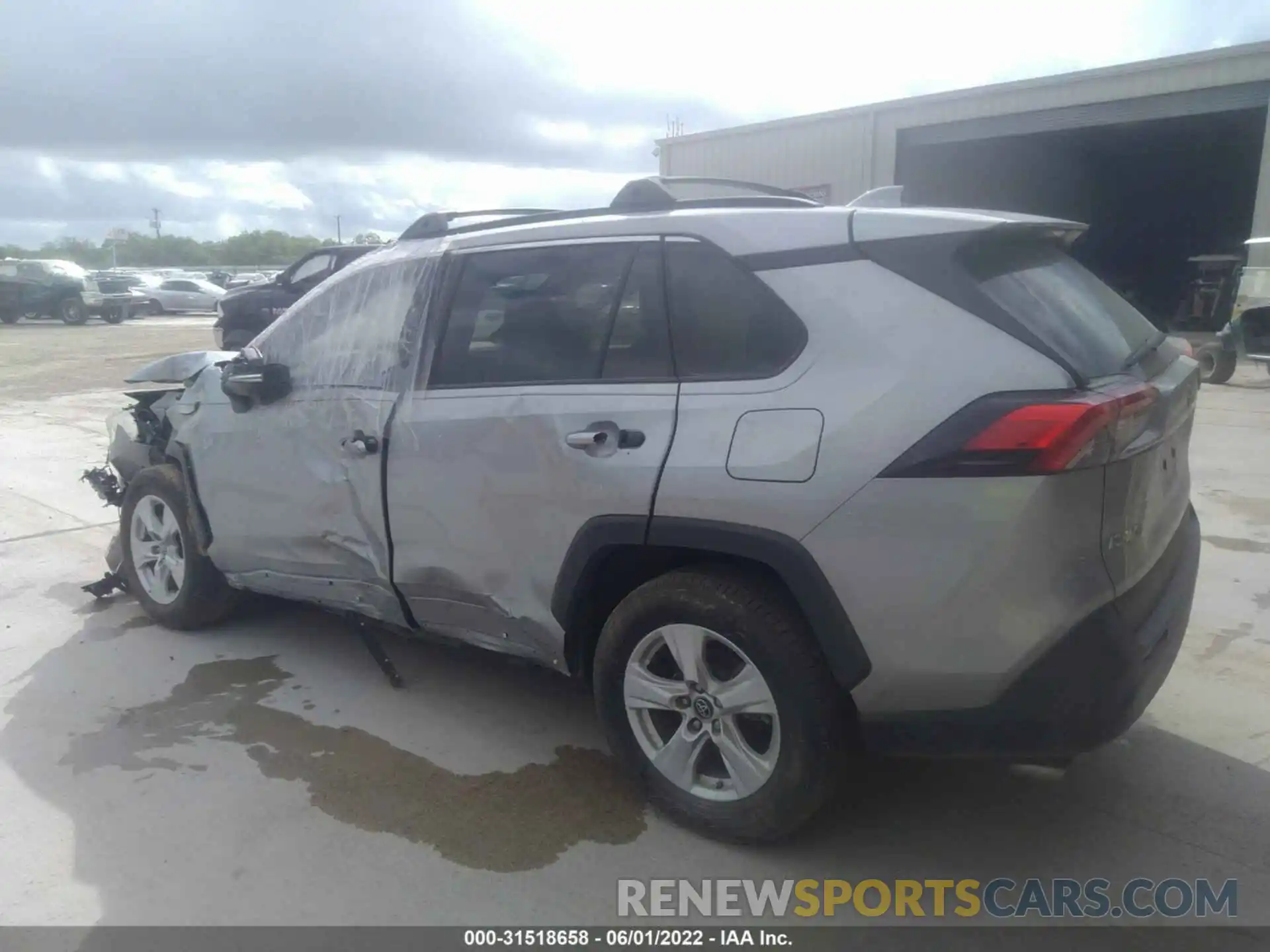 3 Photograph of a damaged car 2T3W1RFV6KC025144 TOYOTA RAV4 2019