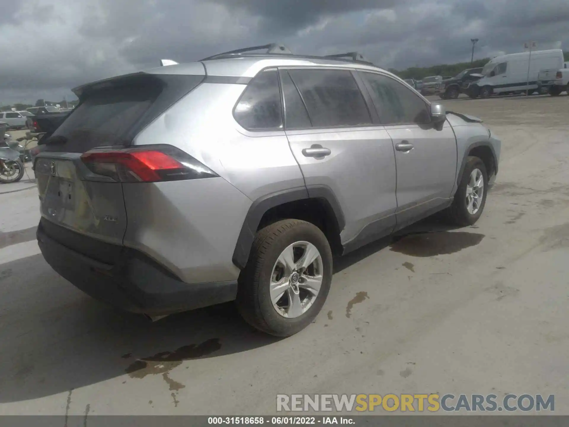 4 Photograph of a damaged car 2T3W1RFV6KC025144 TOYOTA RAV4 2019