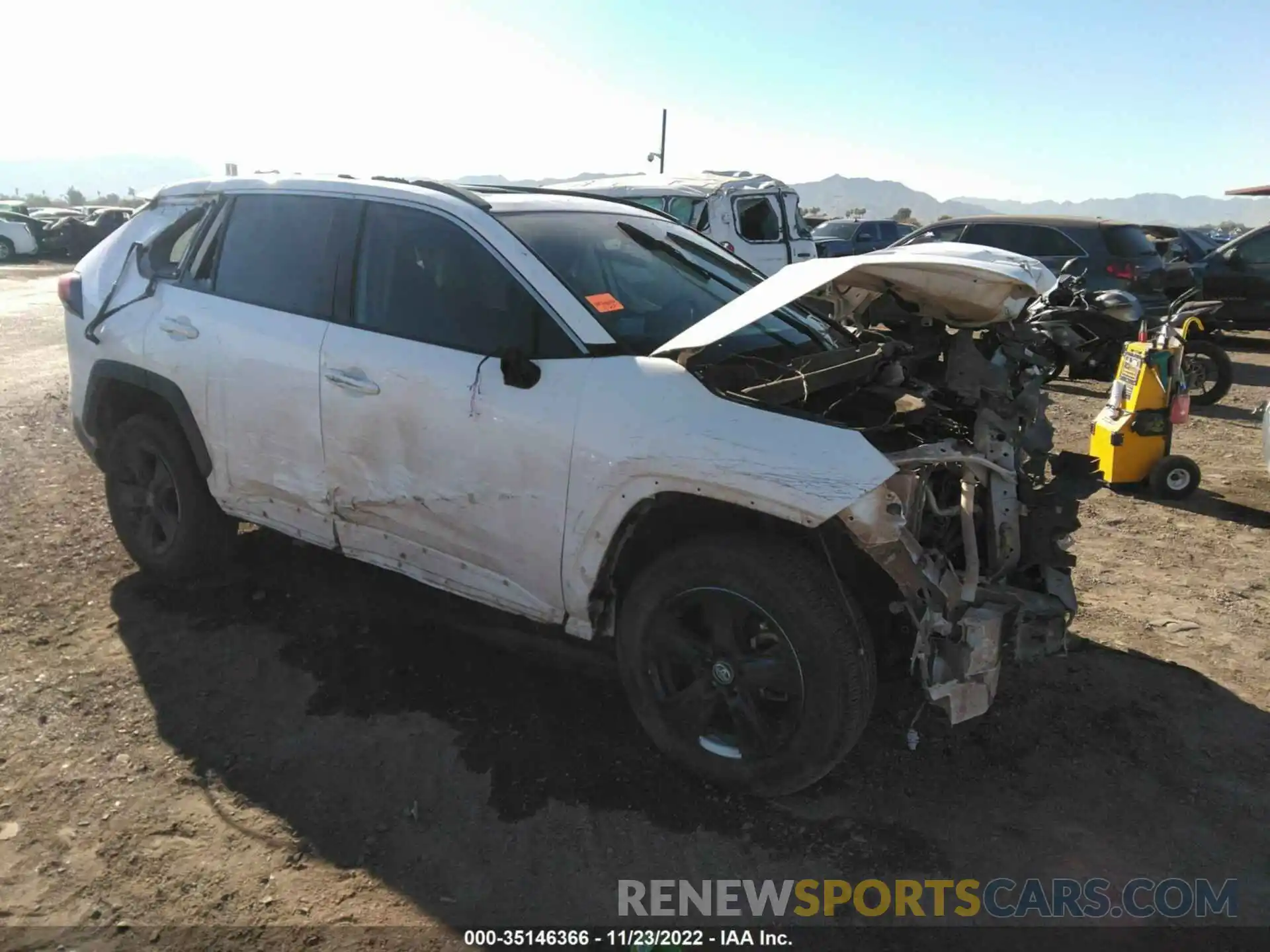 1 Photograph of a damaged car 2T3W1RFV6KW001277 TOYOTA RAV4 2019