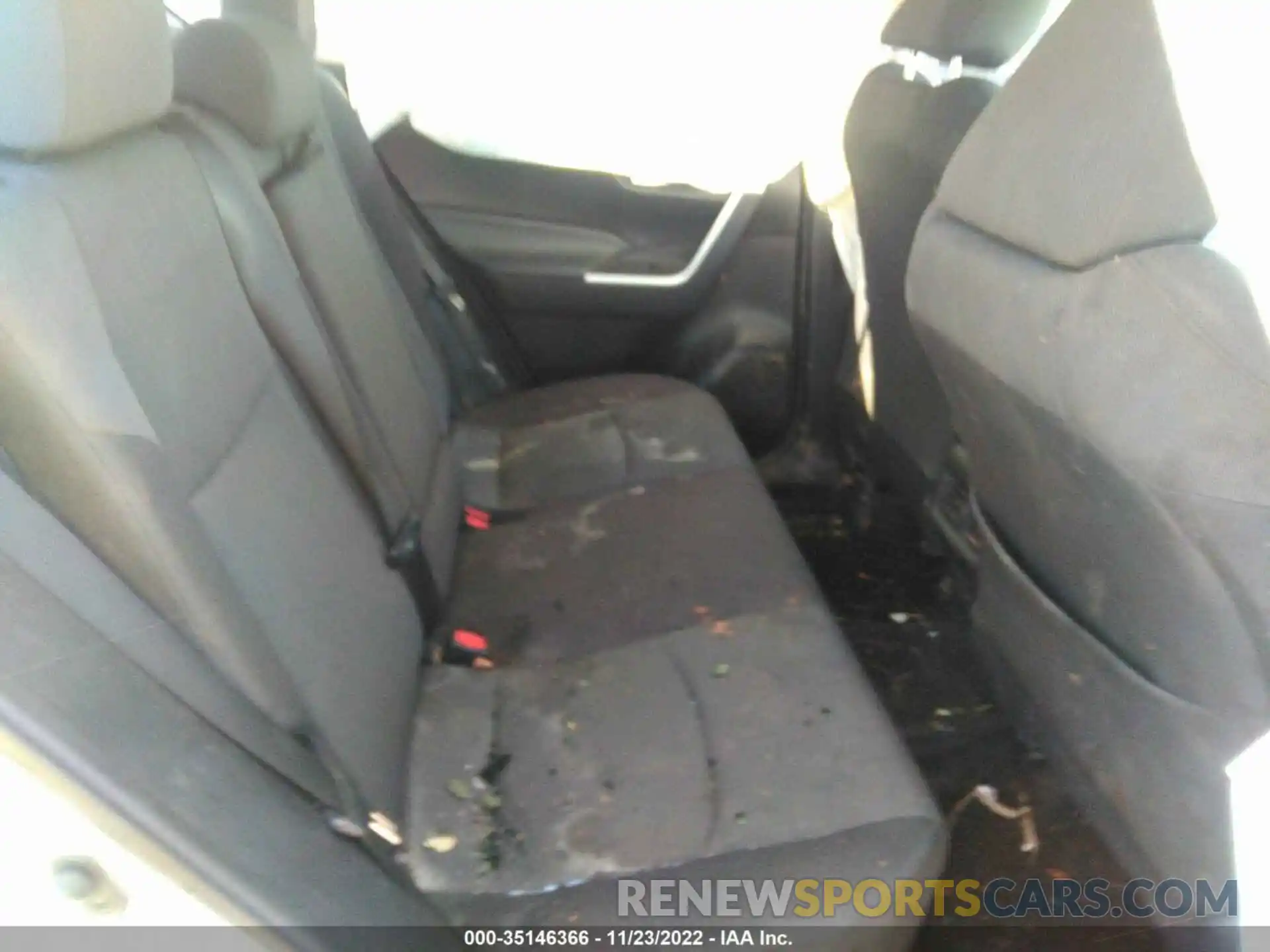 8 Photograph of a damaged car 2T3W1RFV6KW001277 TOYOTA RAV4 2019