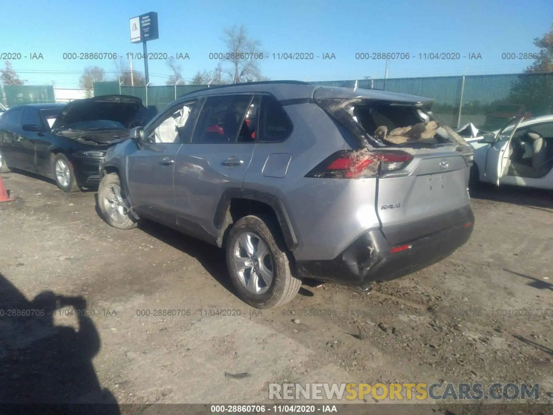 3 Photograph of a damaged car 2T3W1RFV6KW003613 TOYOTA RAV4 2019