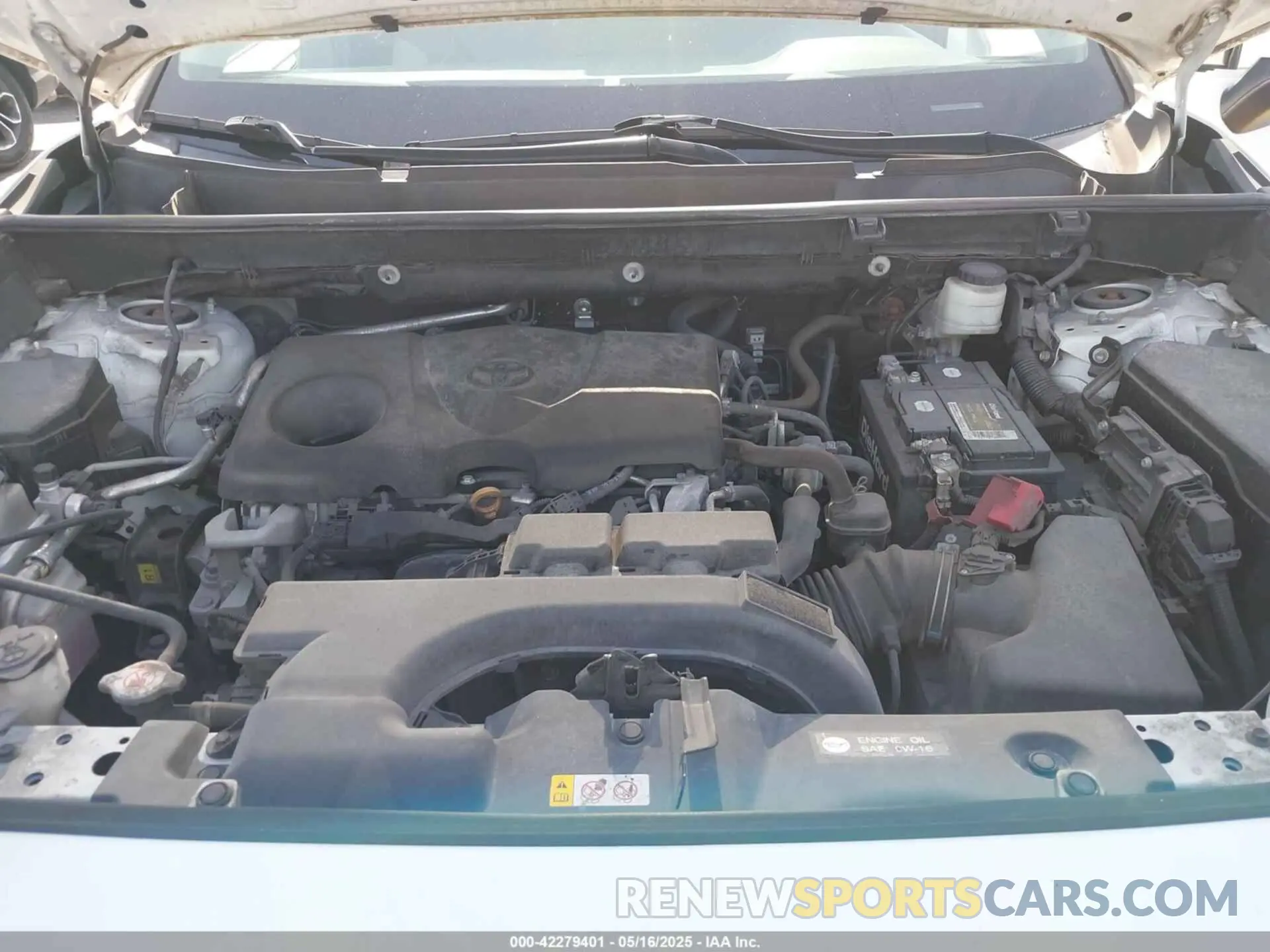 10 Photograph of a damaged car 2T3W1RFV6KW013977 TOYOTA RAV4 2019
