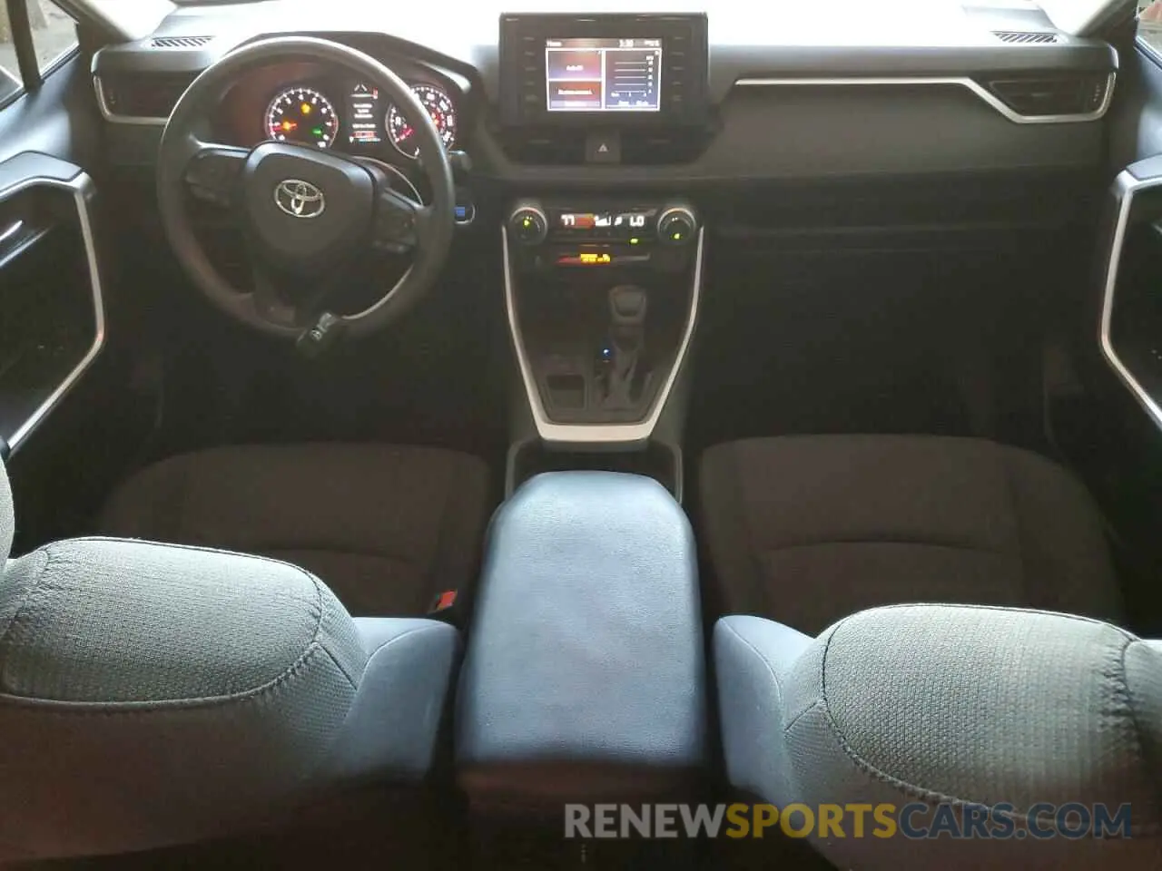8 Photograph of a damaged car 2T3W1RFV6KW019763 TOYOTA RAV4 2019