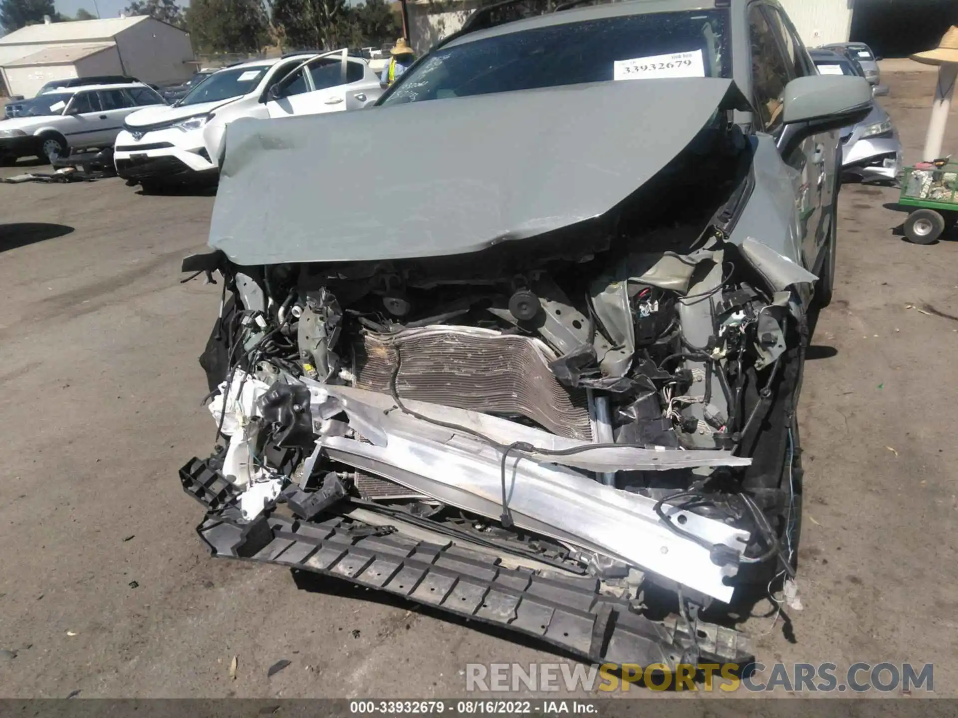 6 Photograph of a damaged car 2T3W1RFV6KW032061 TOYOTA RAV4 2019