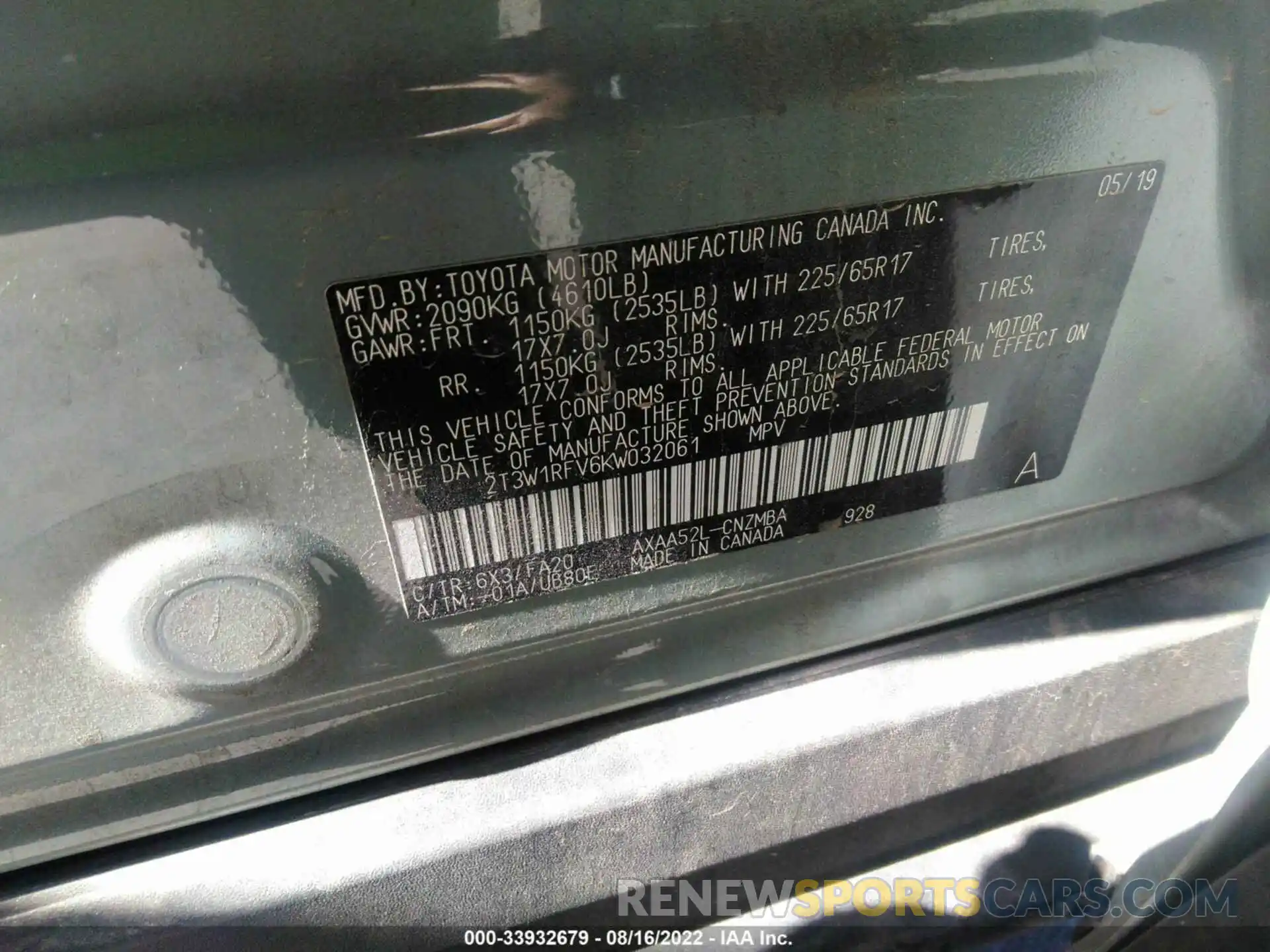 9 Photograph of a damaged car 2T3W1RFV6KW032061 TOYOTA RAV4 2019