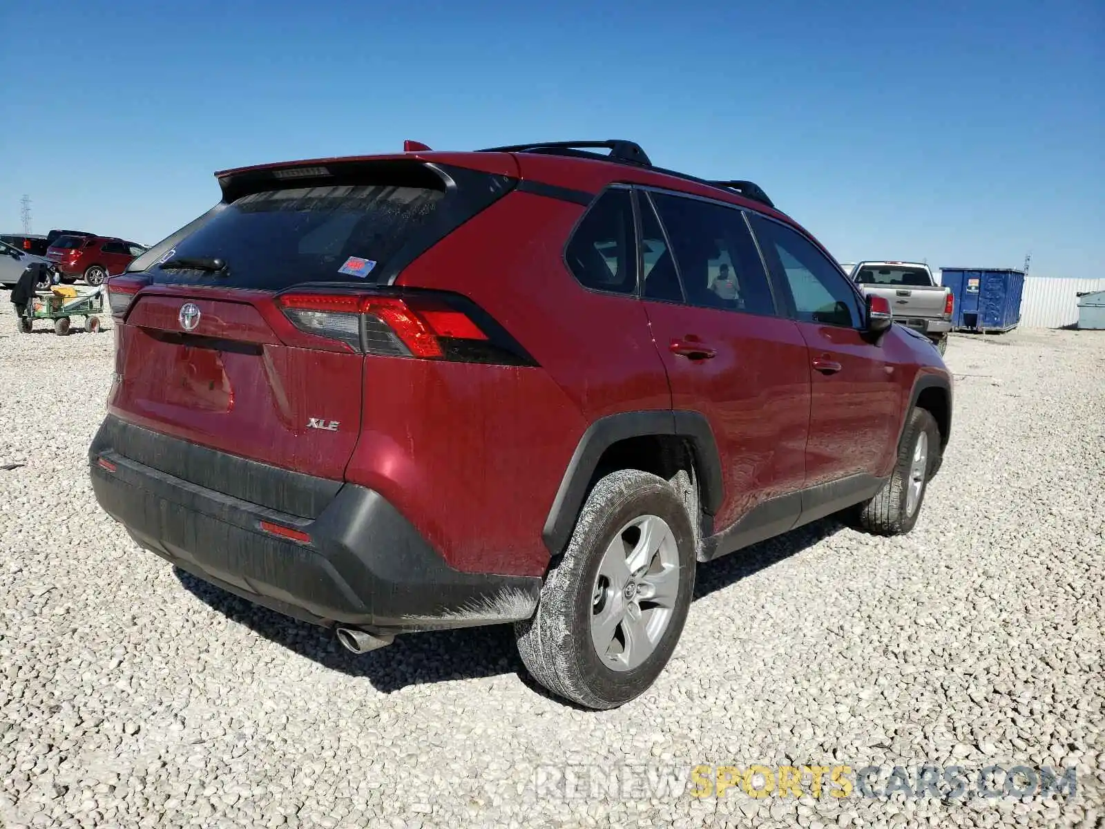 4 Photograph of a damaged car 2T3W1RFV6KW044548 TOYOTA RAV4 2019