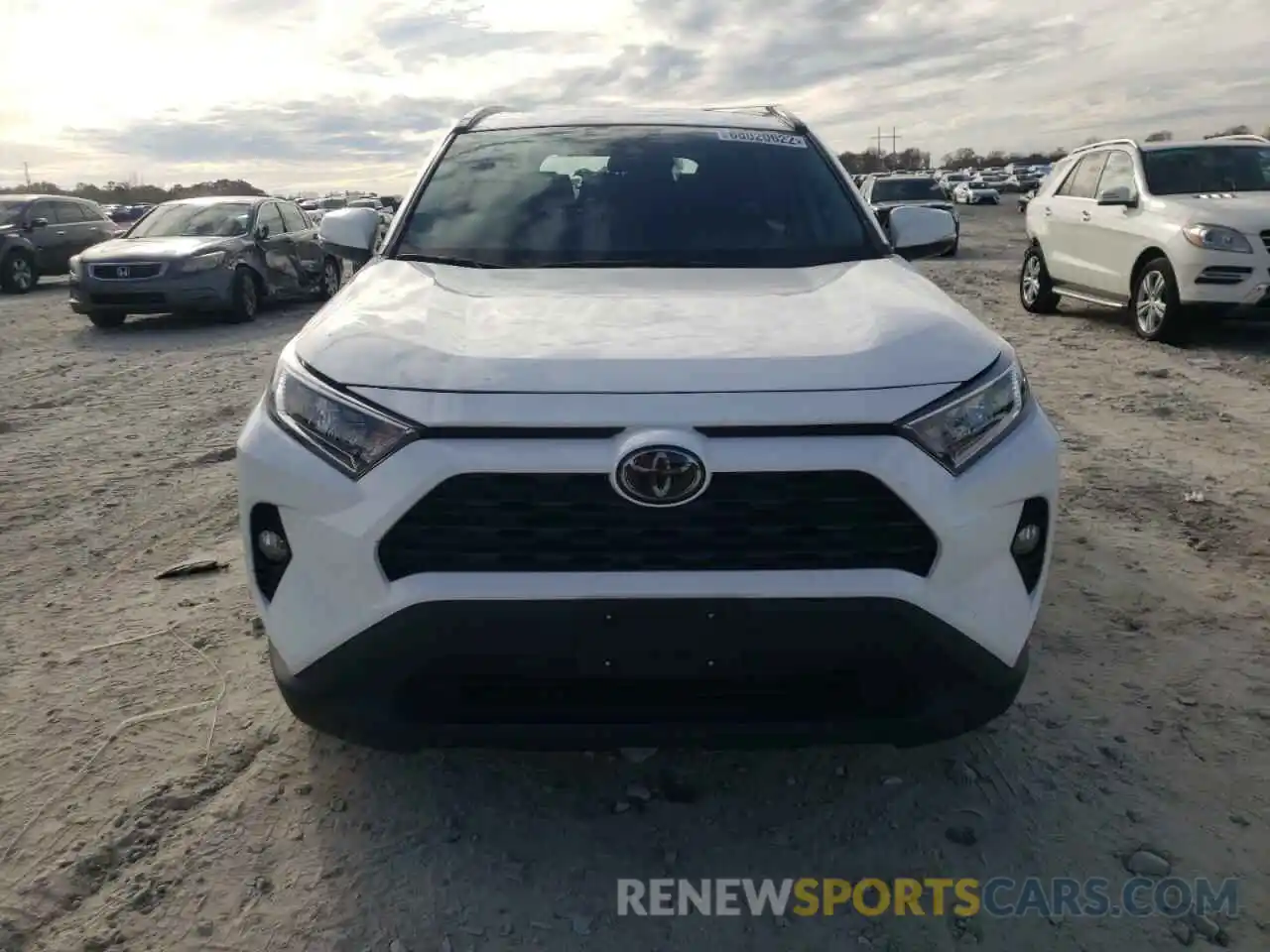 5 Photograph of a damaged car 2T3W1RFV6KW048177 TOYOTA RAV4 2019