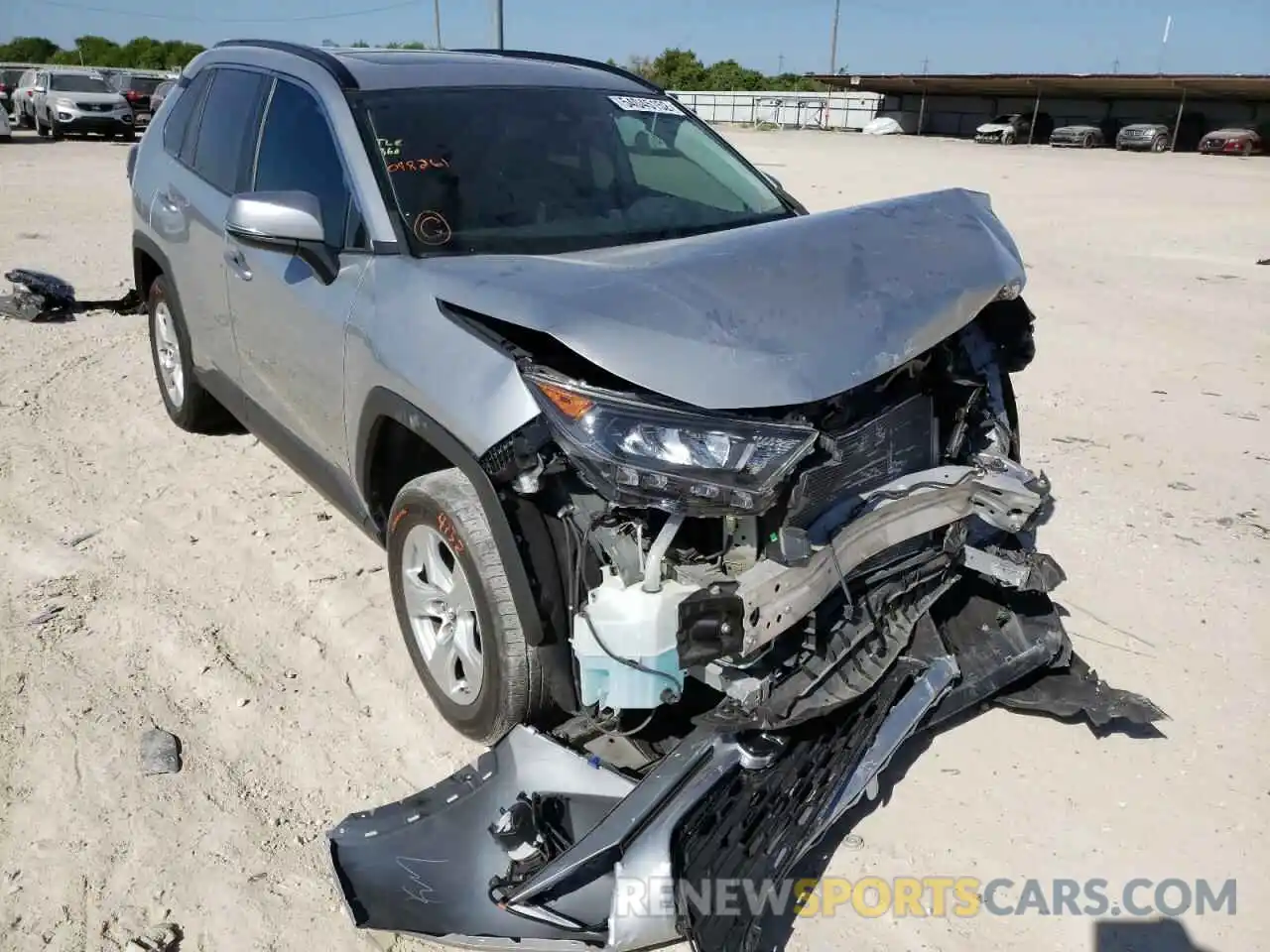 1 Photograph of a damaged car 2T3W1RFV6KW048261 TOYOTA RAV4 2019